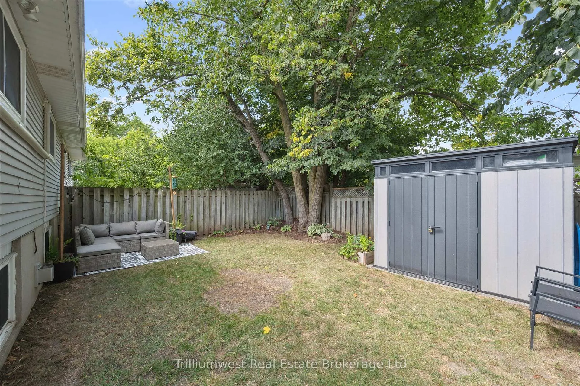 Photo 37 of 427B Dayna Crescent, Waterloo — HOMEH