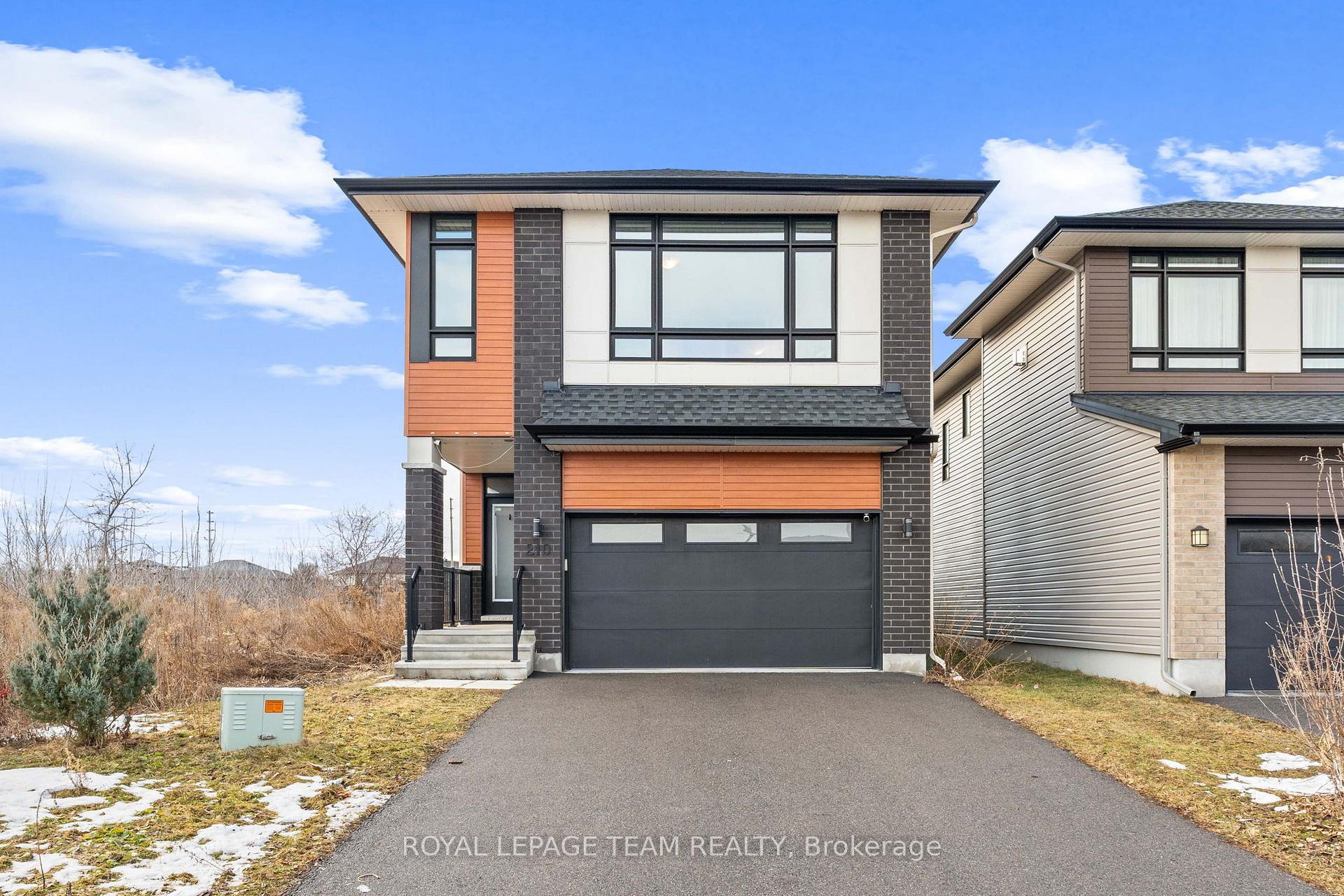 Photo 1 of 210 Taurus Place, Ottawa, Riverside South/Gloucester Glen — HOMEH