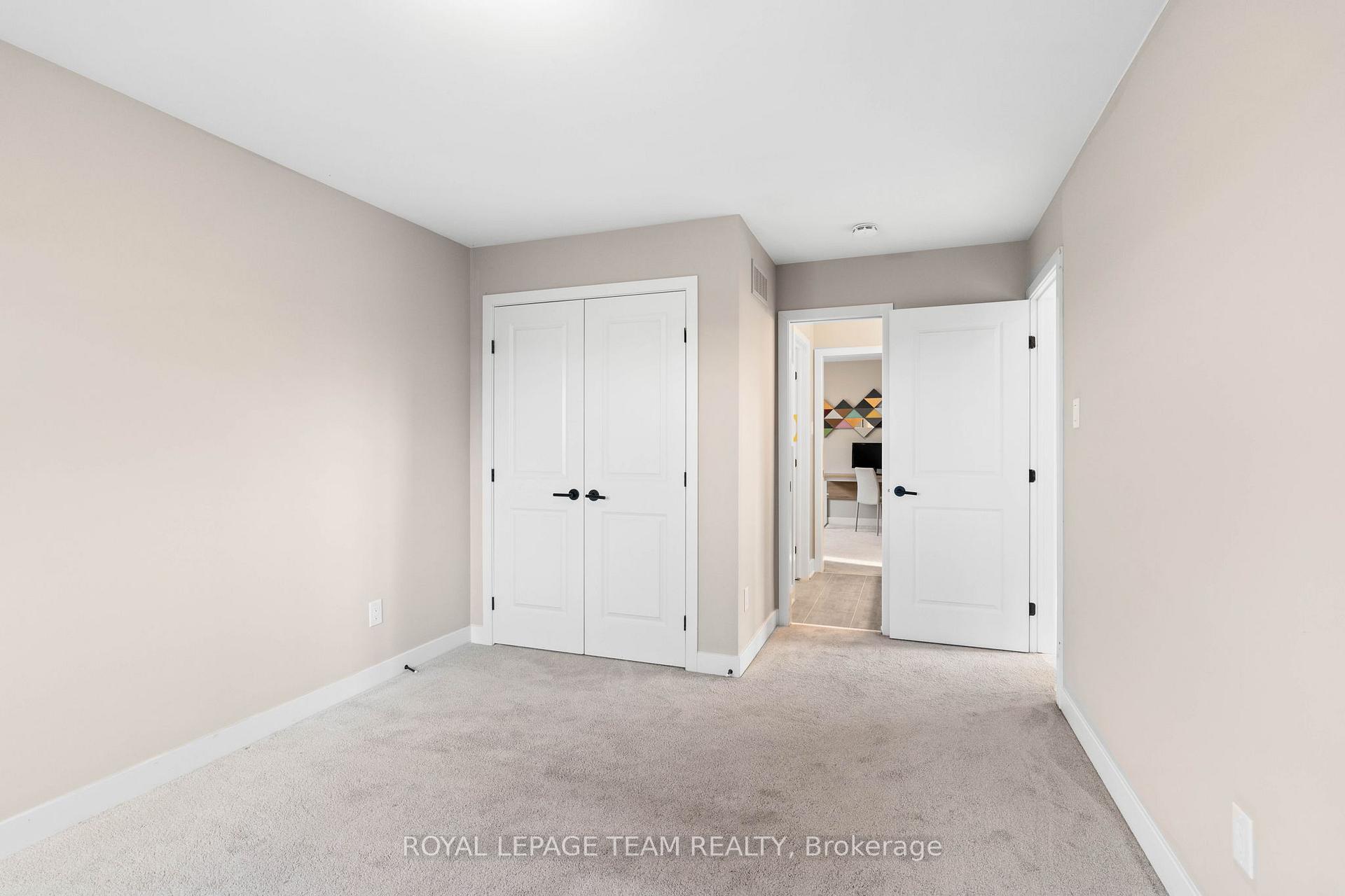 Photo 32 of 210 Taurus Place, Ottawa, Riverside South/Gloucester Glen — HOMEH