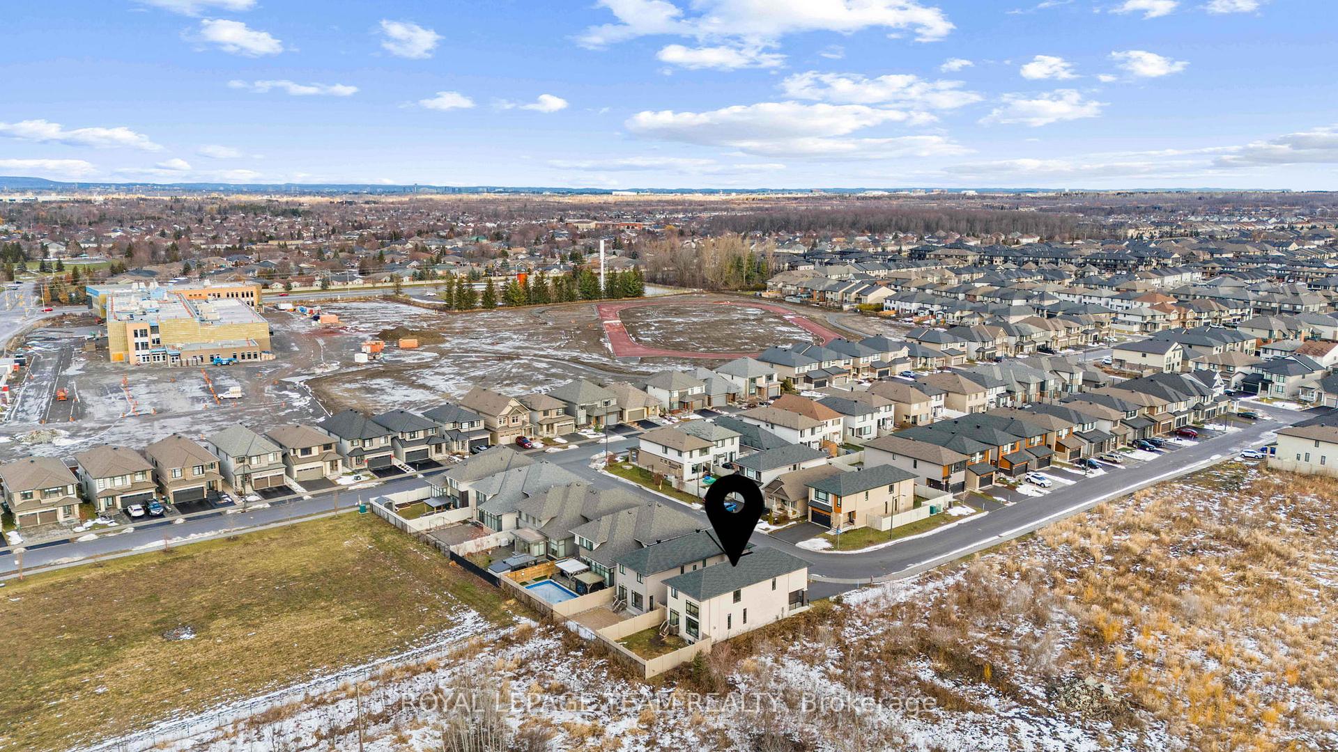 Photo 36 of 210 Taurus Place, Ottawa, Riverside South/Gloucester Glen — HOMEH