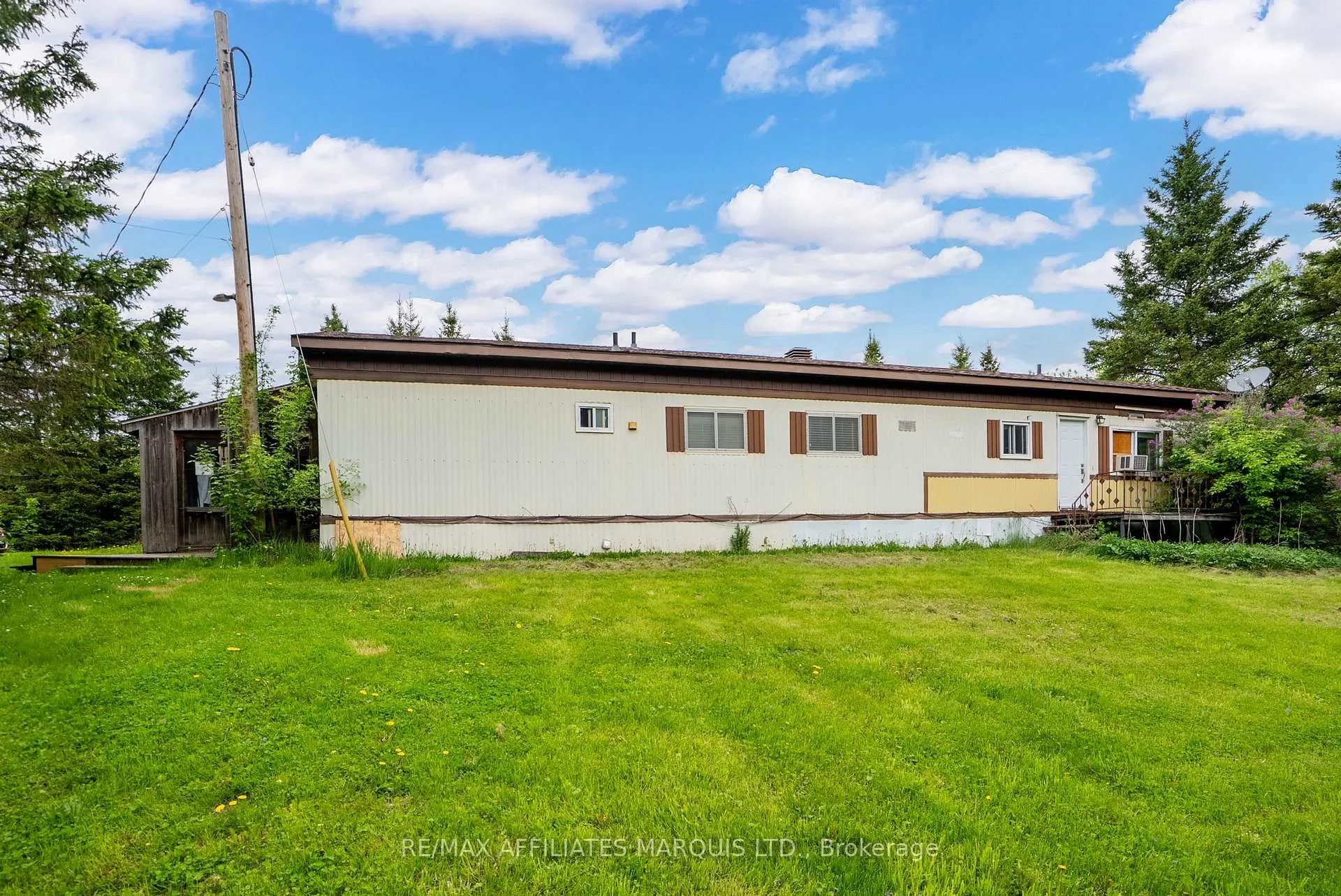 Photo 1 of 19235 Beaver Brook Road, South Glengarry, South Glengarry (Charlottenburgh) Twp — HOMEH