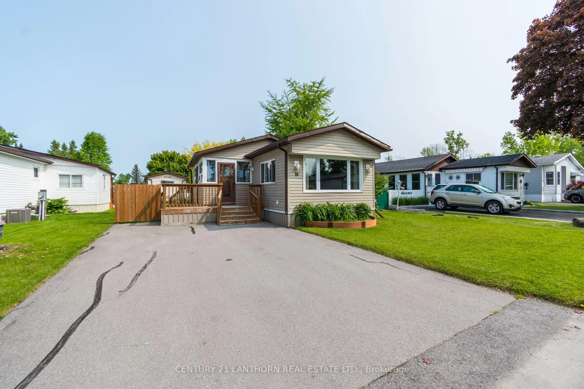 Photo 2 of 10 Partridge Lane, Quinte West, Sidney Ward — HOMEH