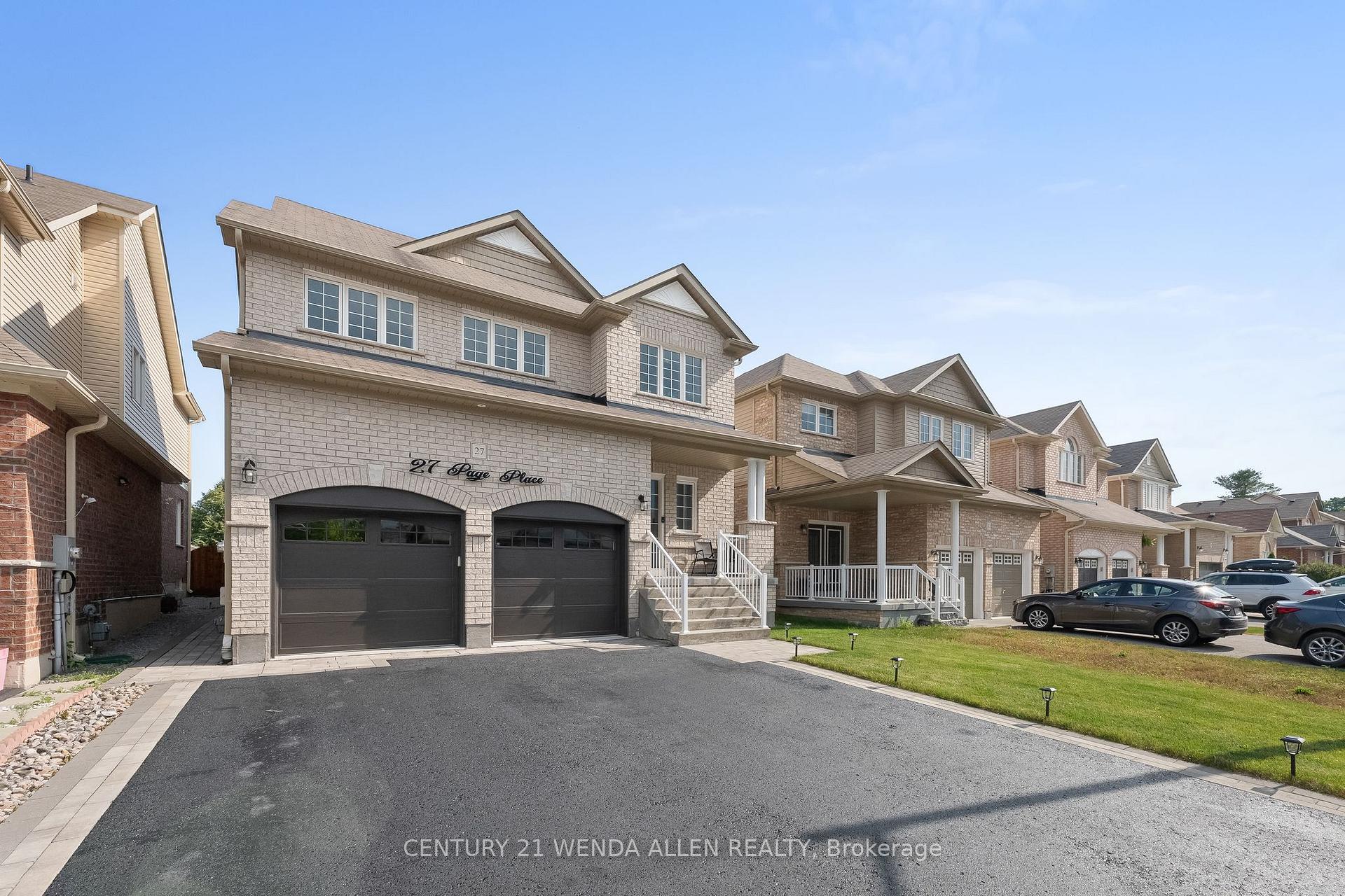 Photo 2 of 27 Page Place, Clarington, Courtice — HOMEH