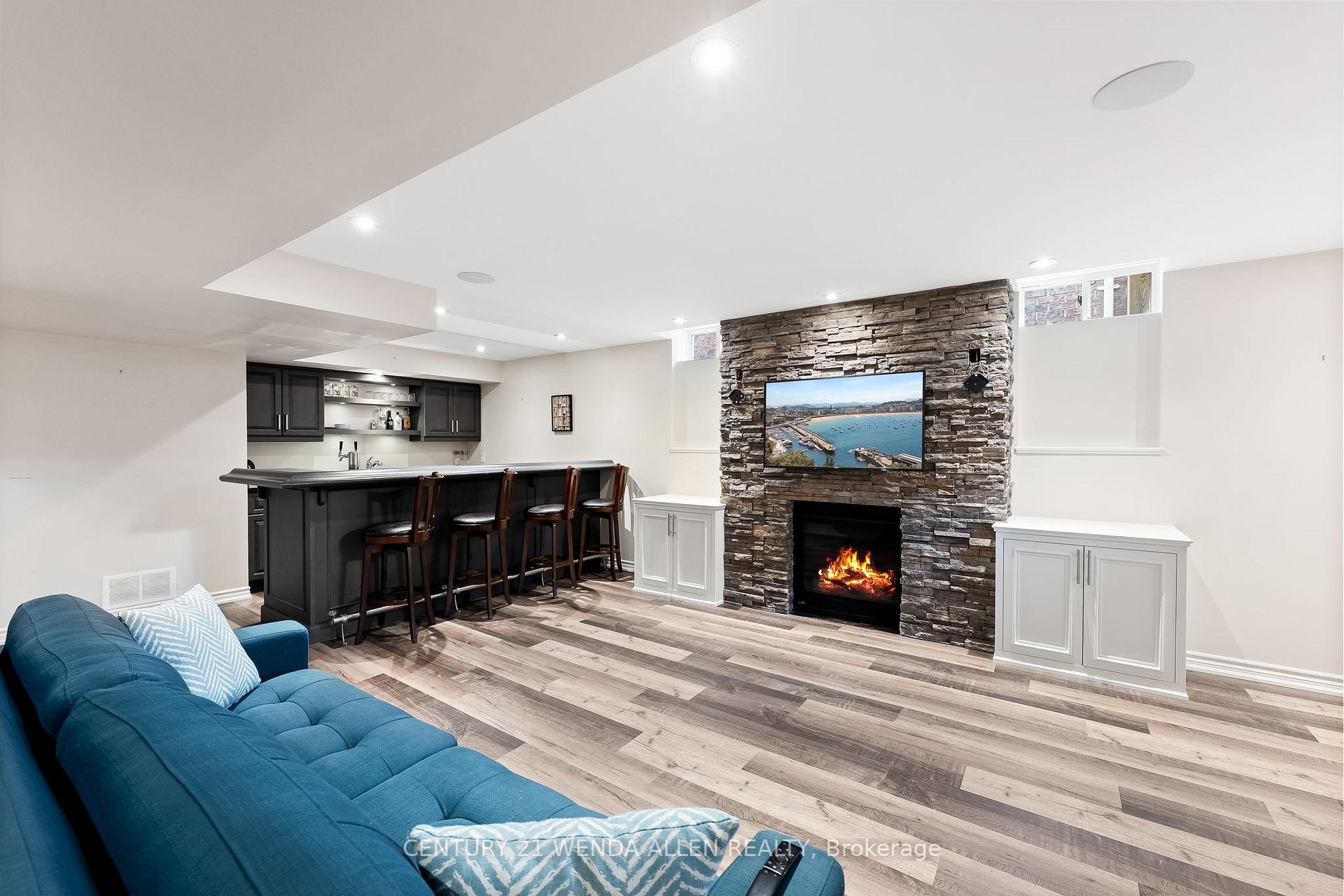 Photo 37 of 27 Page Place, Clarington, Courtice — HOMEH