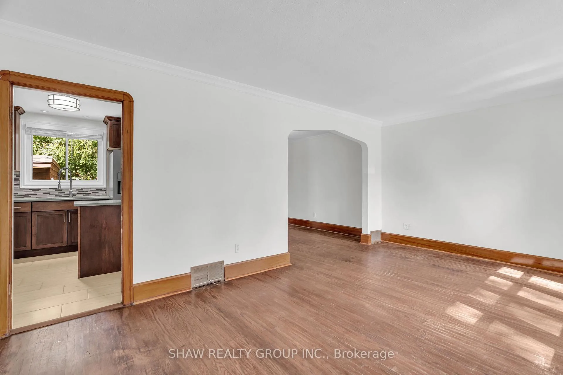 Photo 6 of 74 Dane Street, Kitchener — HOMEH