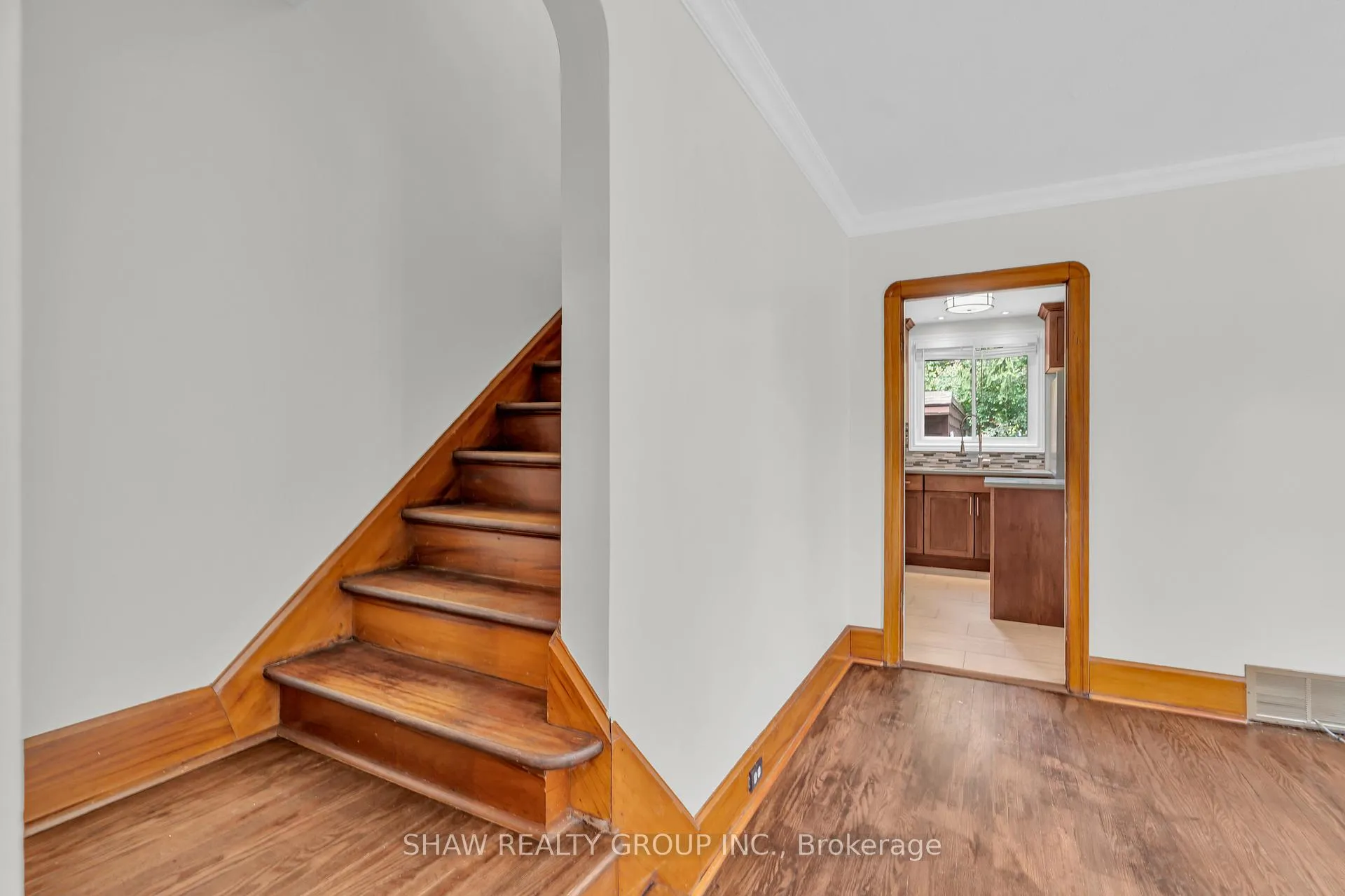 Photo 17 of 74 Dane Street, Kitchener — HOMEH
