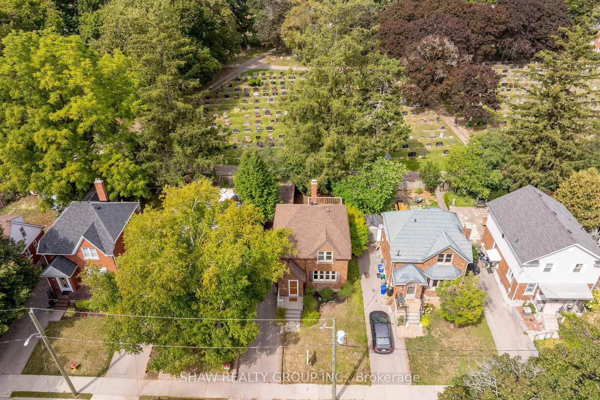 Photo 36 of 74 Dane Street, Kitchener — HOMEH