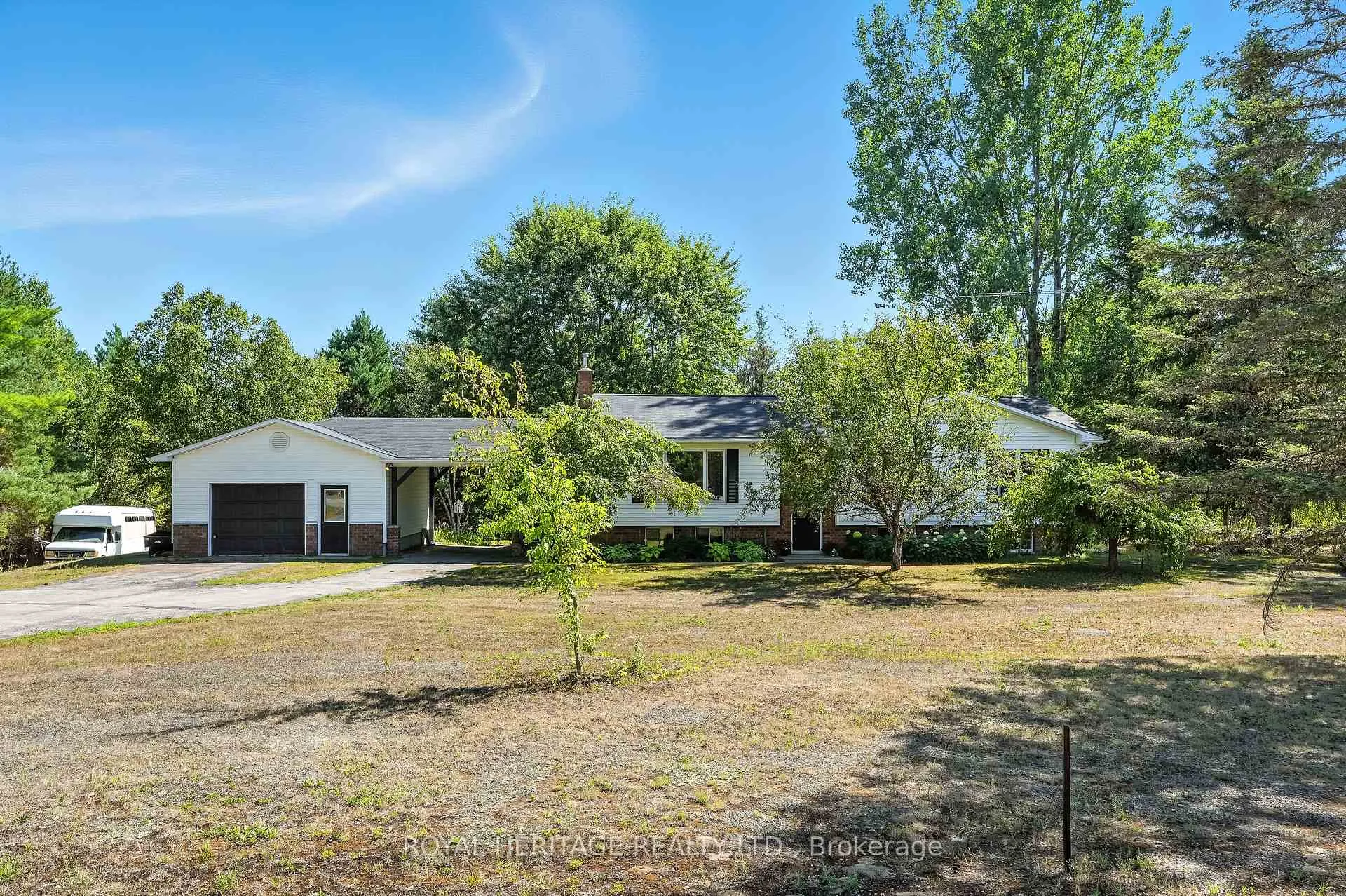 Front of 10050 Haliburton County Road 503