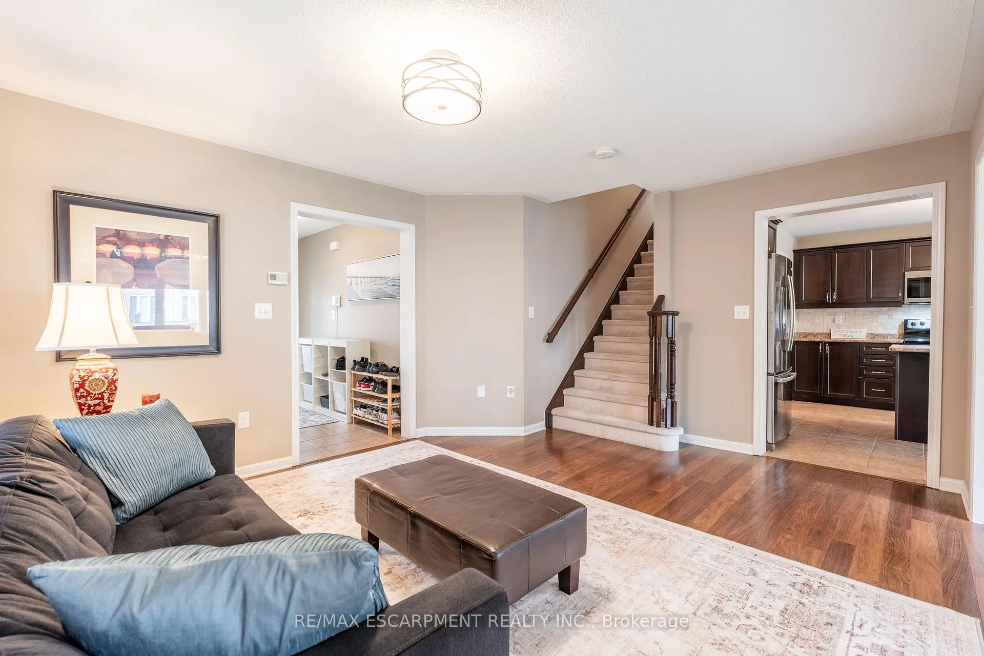 Photo 8 of 199 Emick Drive, Hamilton, Ancaster — HOMEH