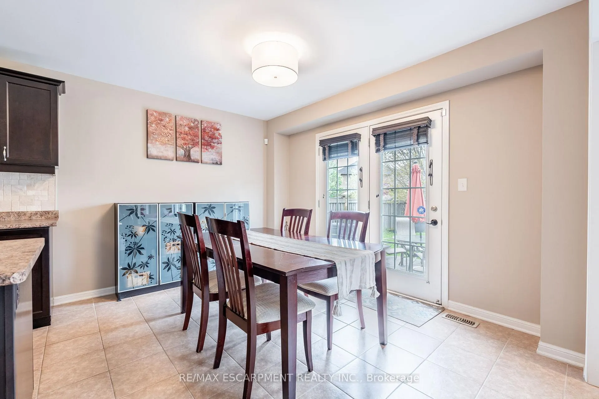 Photo 14 of 199 Emick Drive, Hamilton, Ancaster — HOMEH