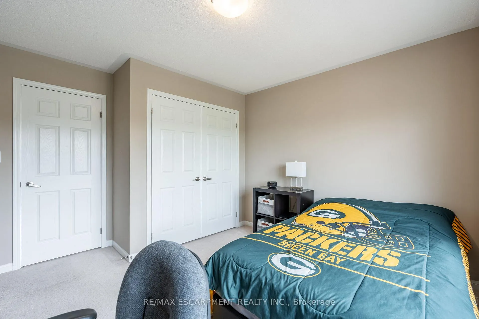 Photo 24 of 199 Emick Drive, Hamilton, Ancaster — HOMEH
