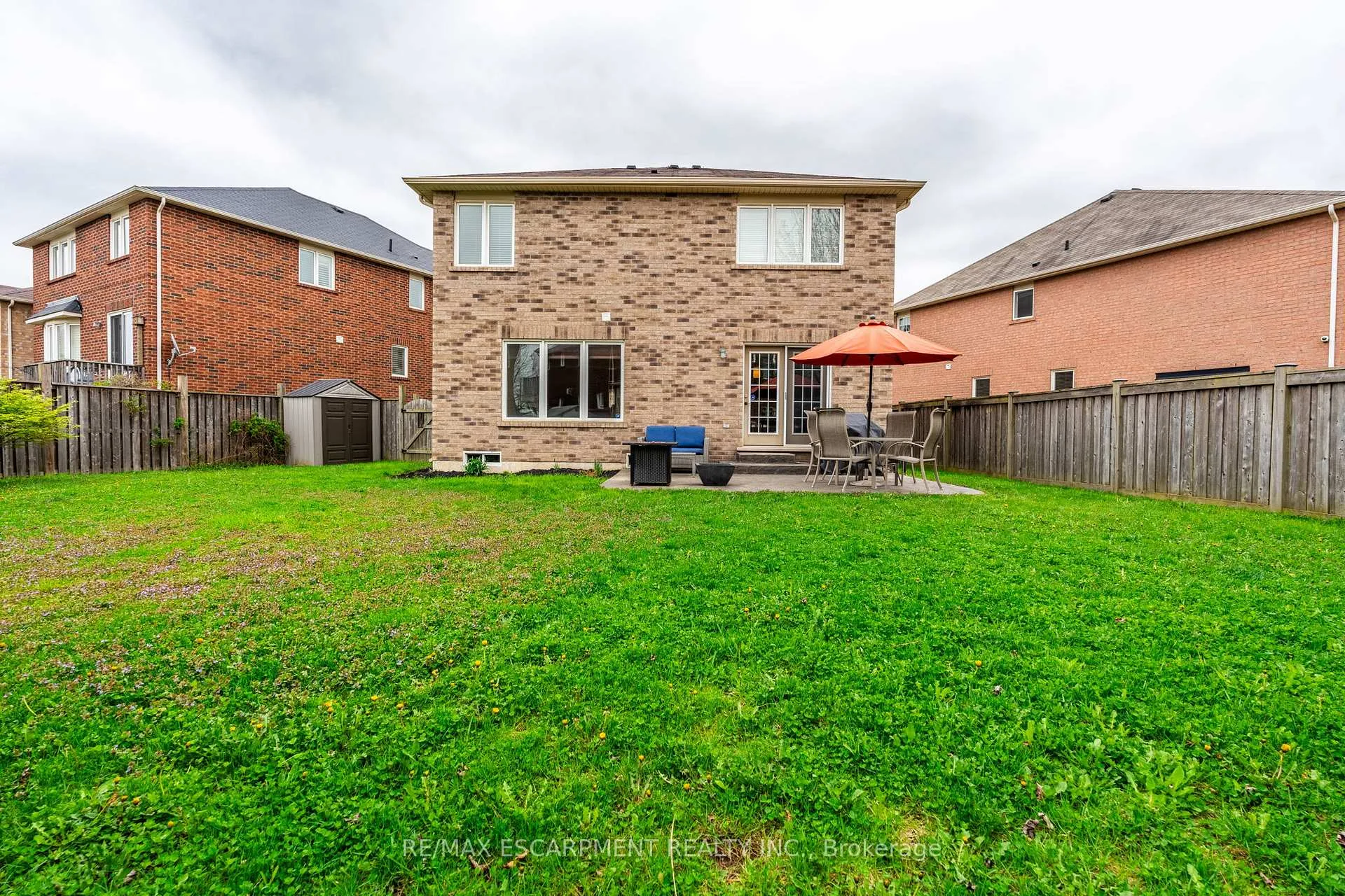 Photo 44 of 199 Emick Drive, Hamilton, Ancaster — HOMEH