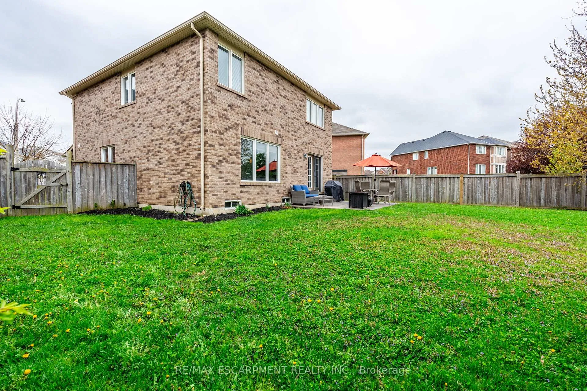 Photo 45 of 199 Emick Drive, Hamilton, Ancaster — HOMEH