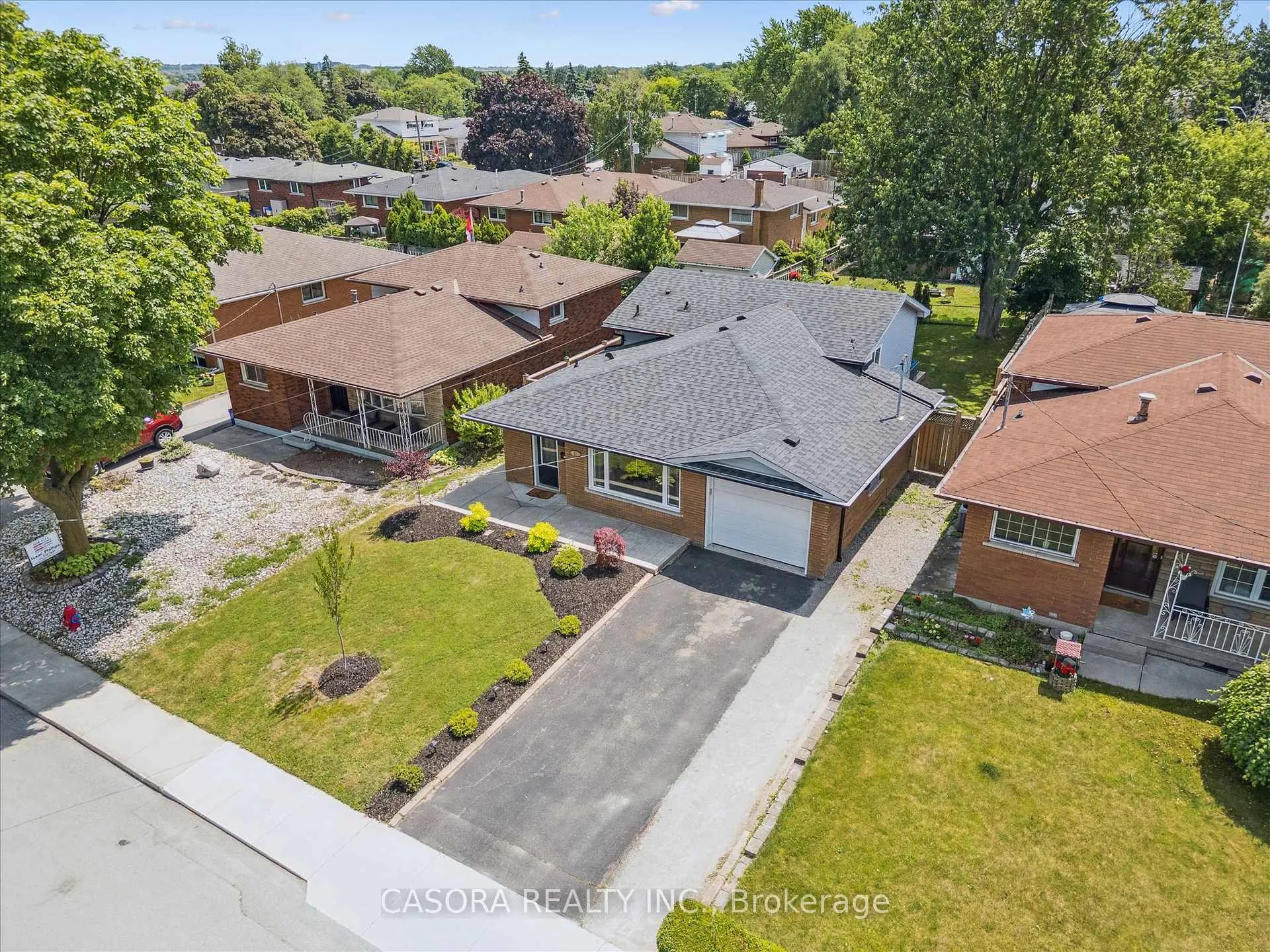 Photo 6 of 12 Anson Avenue, Hamilton, Lisgar — HOMEH