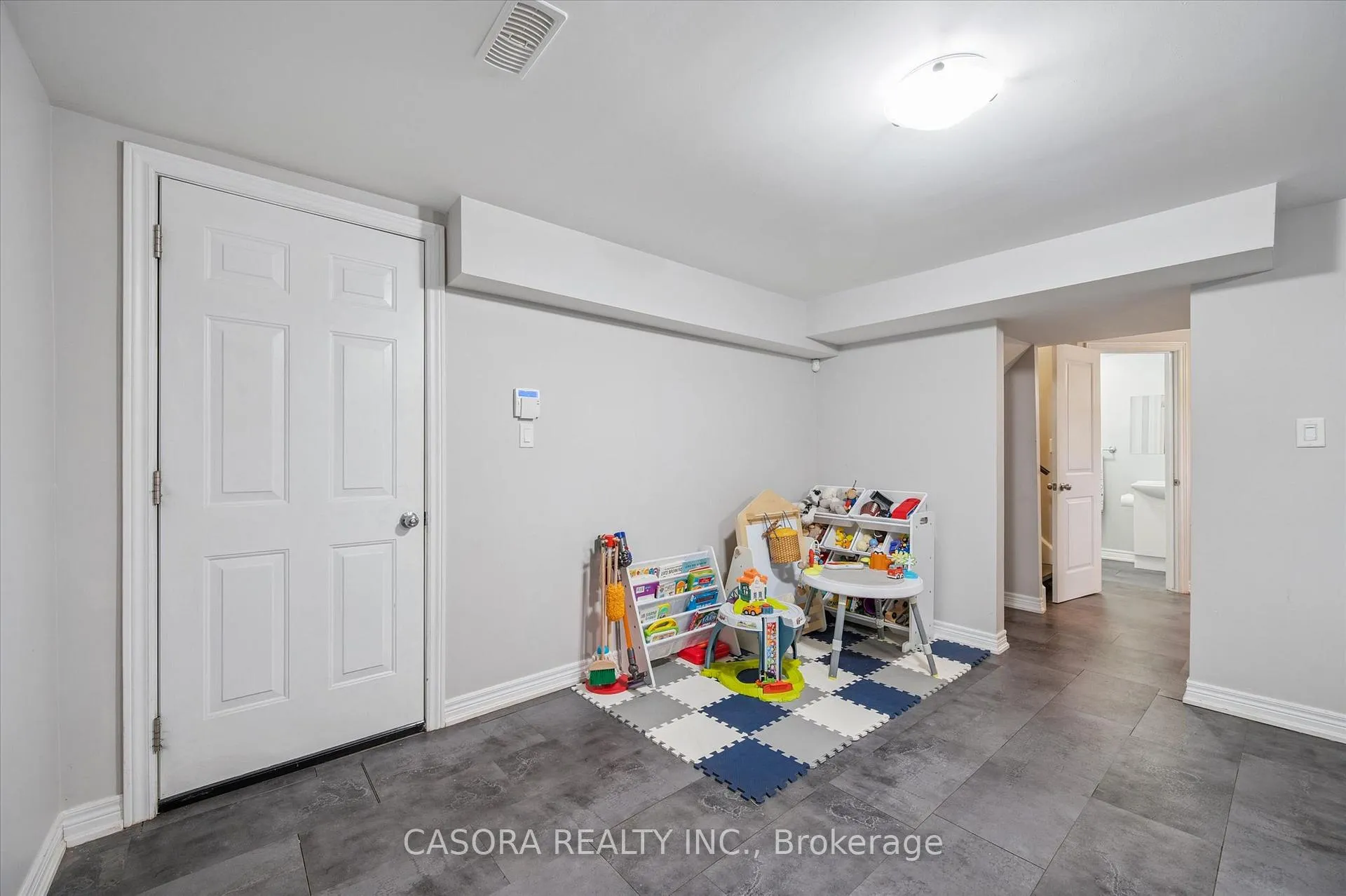 Photo 33 of 12 Anson Avenue, Hamilton, Lisgar — HOMEH