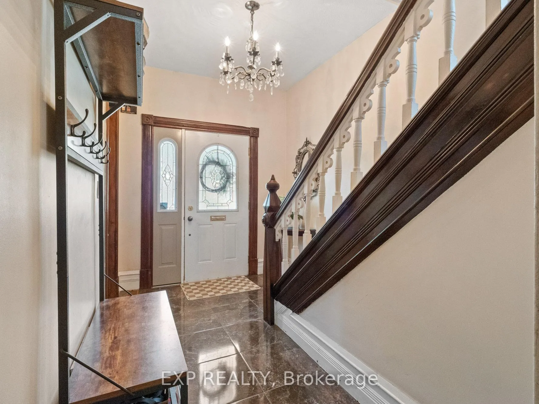 Photo 4 of 4448 Fifth Avenue, Niagara Falls, Downtown — HOMEH