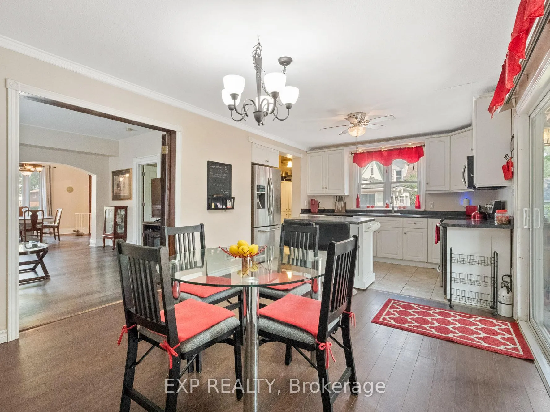 Photo 11 of 4448 Fifth Avenue, Niagara Falls, Downtown — HOMEH
