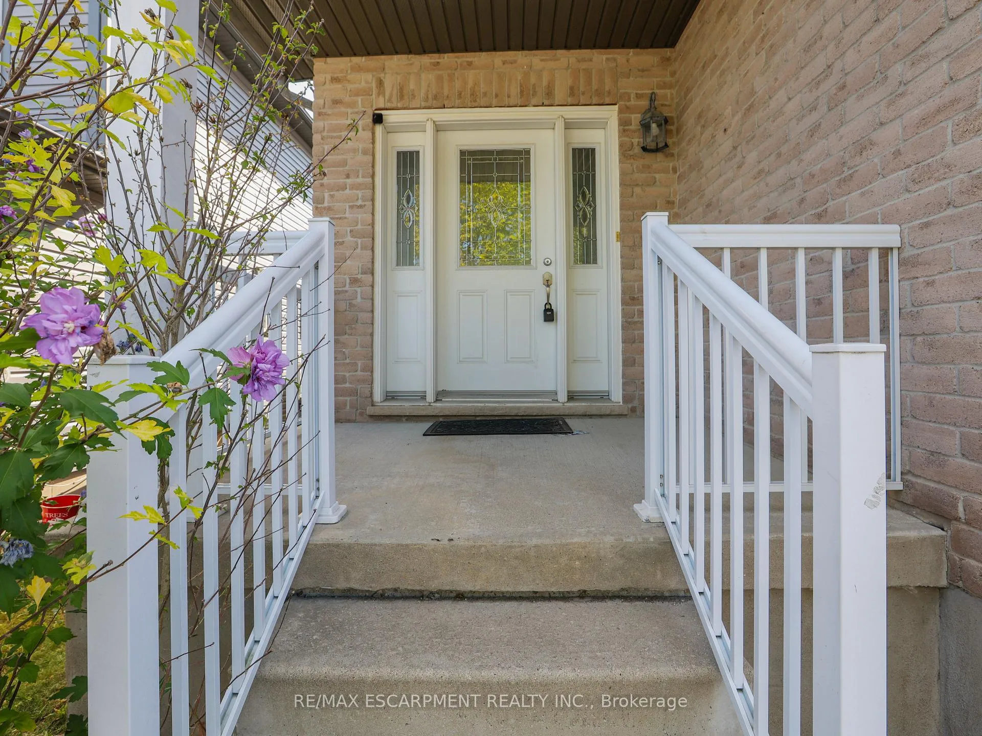 Photo 7 of 36 Lemon Grass Street, Waterloo — HOMEH