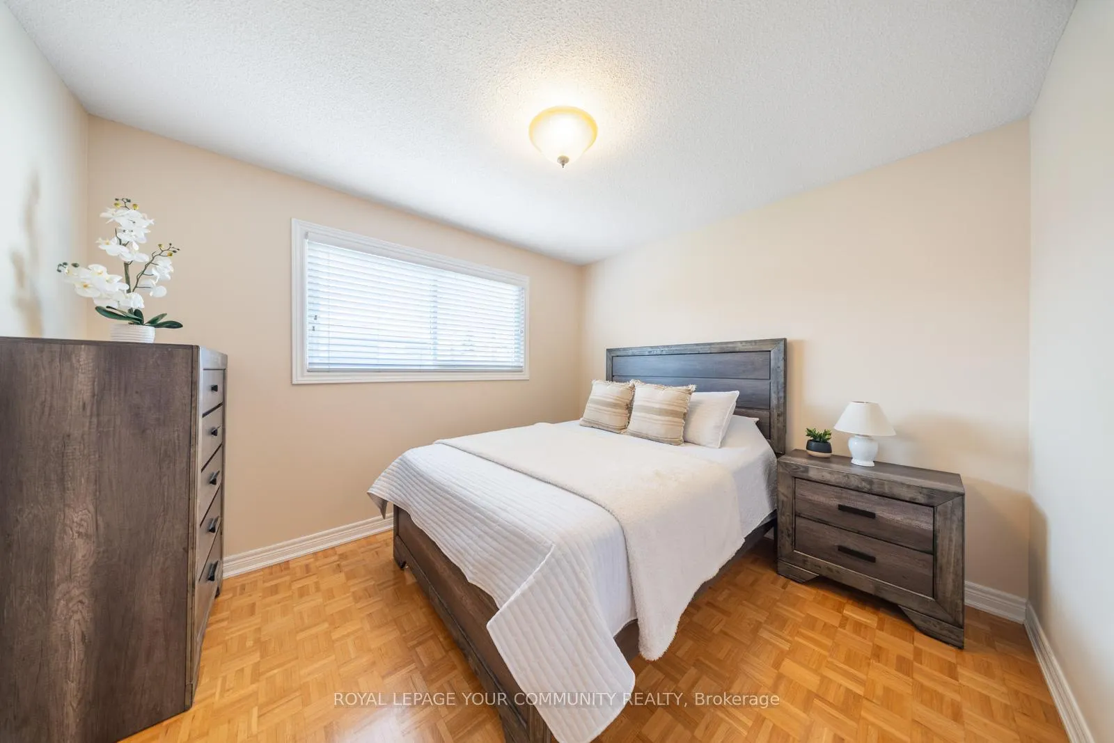 Photo 27 of 72 Ashburn Crescent, Vaughan, East Woodbridge — HOMEH
