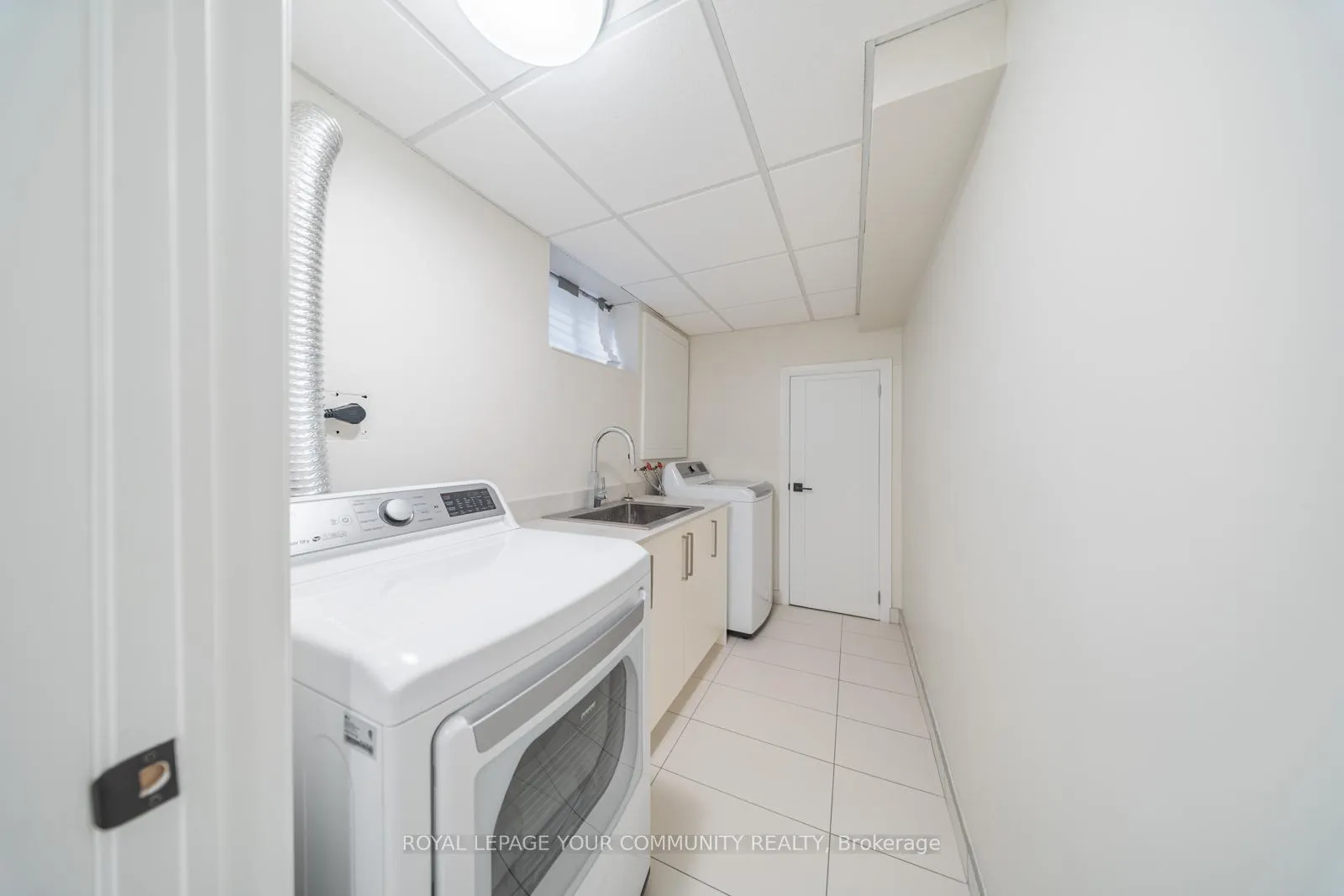 Photo 45 of 72 Ashburn Crescent, Vaughan, East Woodbridge — HOMEH