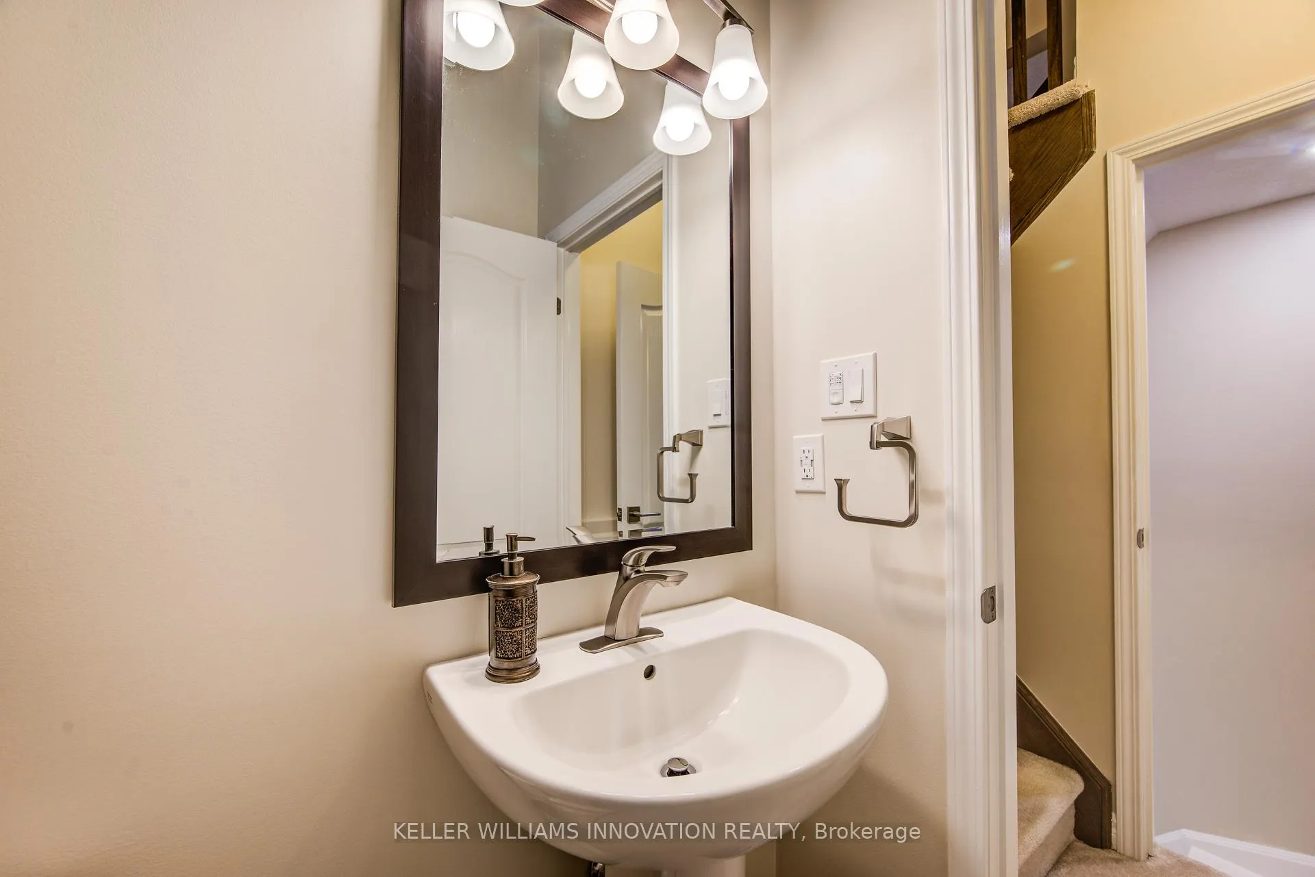 Photo 20 of 7 Stratus Street, Kitchener — HOMEH