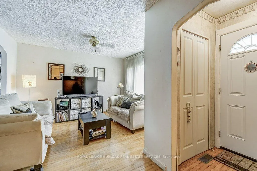 Photo 4 of 84 East 32 Street, Hamilton, Raleigh — HOMEH