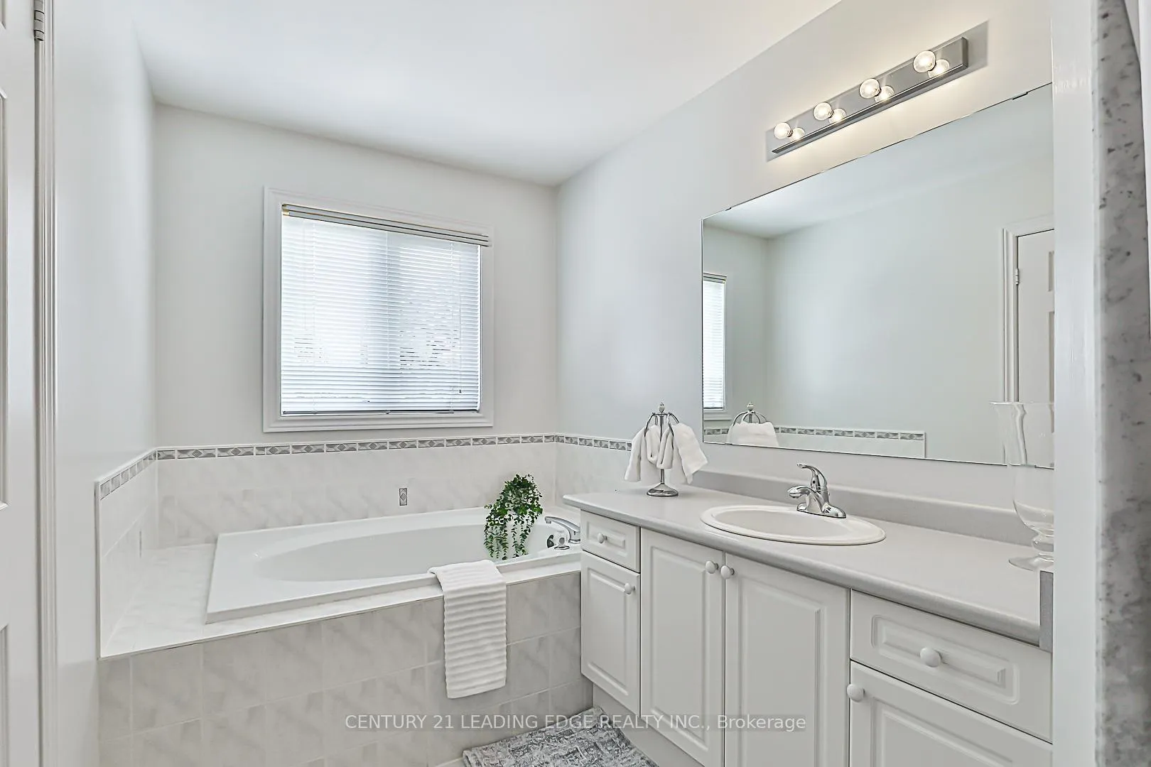 Photo 30 of 201 Terra Road, Vaughan, East Woodbridge — HOMEH