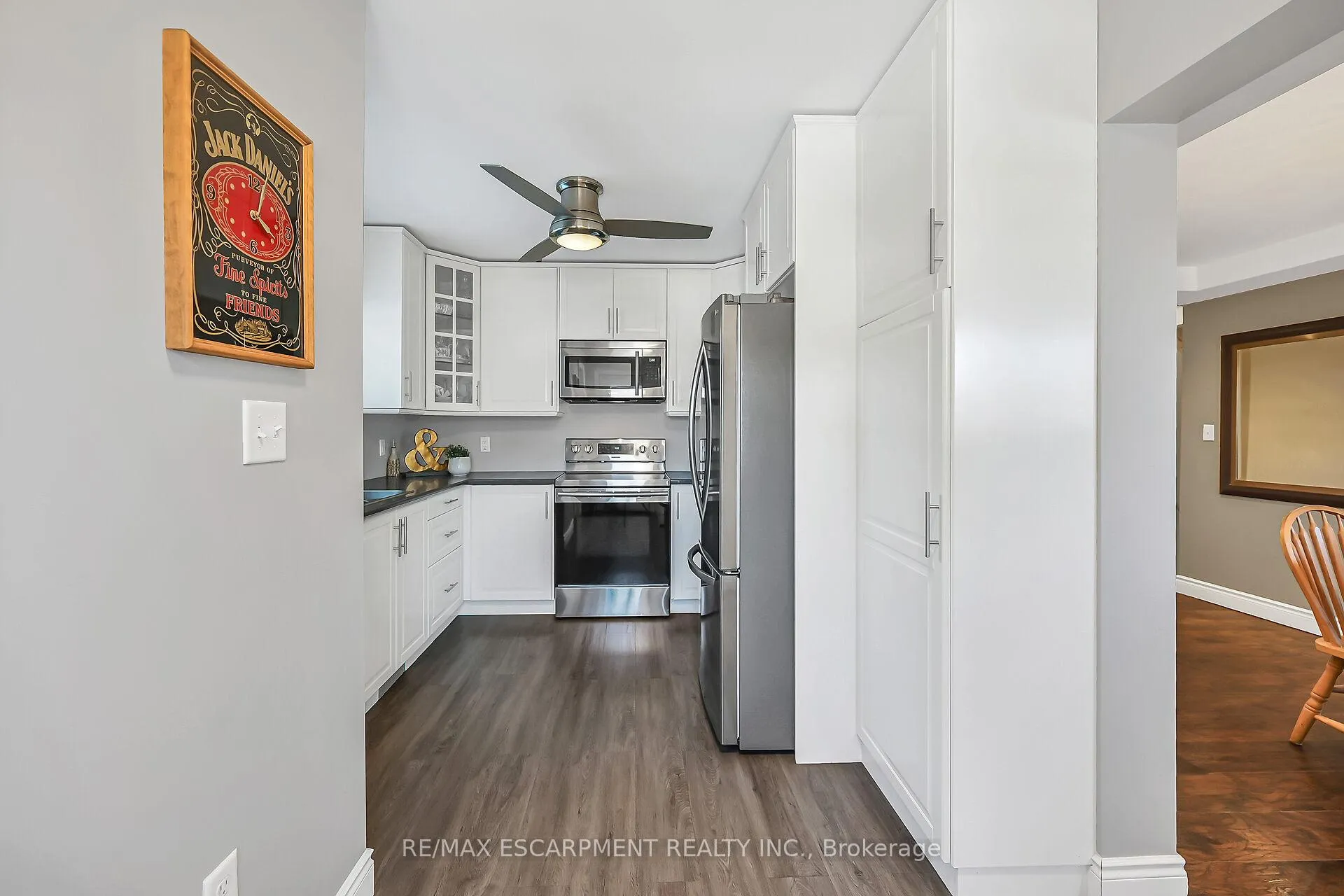 Photo 16 of 533 Cochrane Road, Hamilton, Rosedale — HOMEH