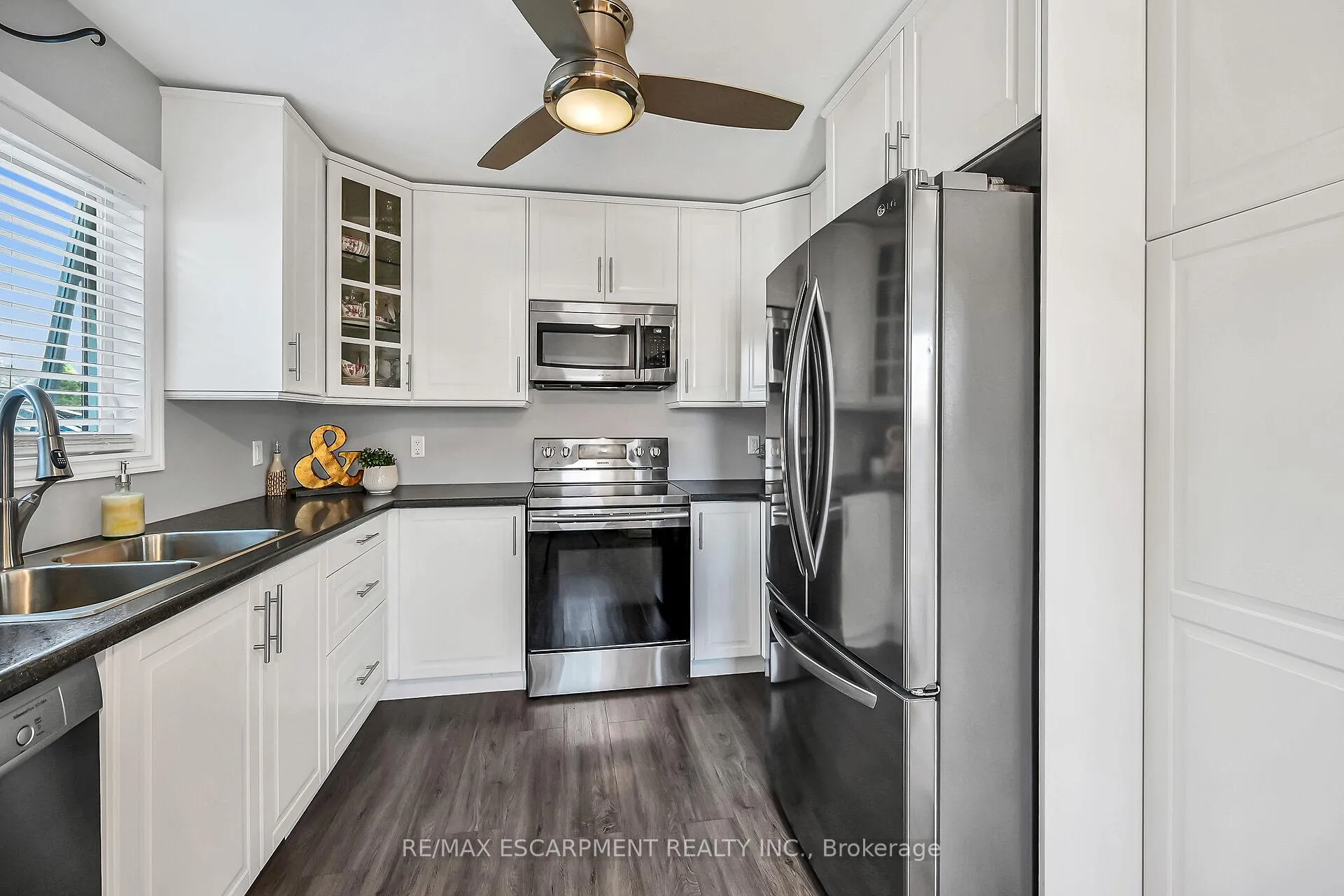 Photo 17 of 533 Cochrane Road, Hamilton, Rosedale — HOMEH