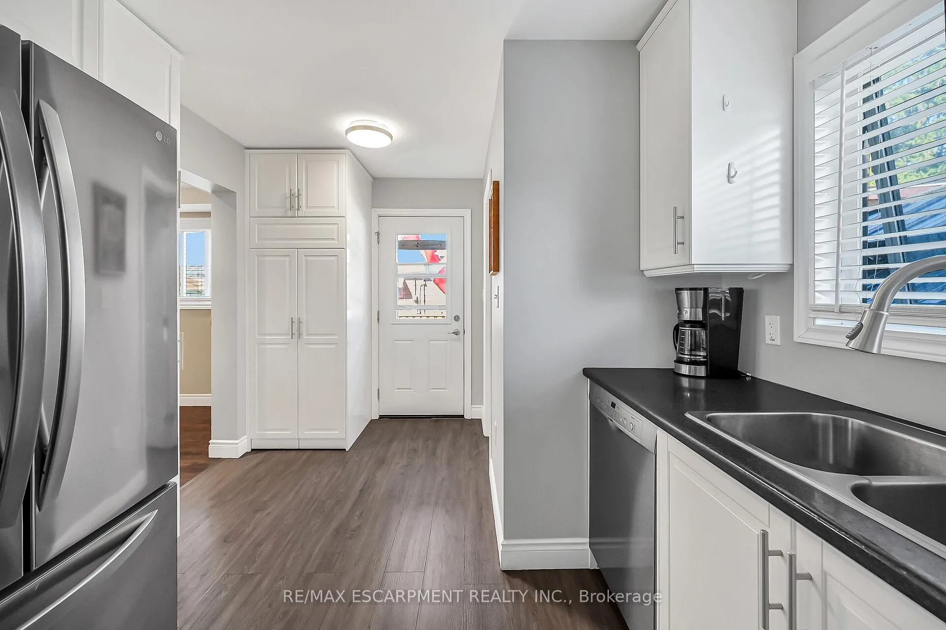 Photo 19 of 533 Cochrane Road, Hamilton, Rosedale — HOMEH