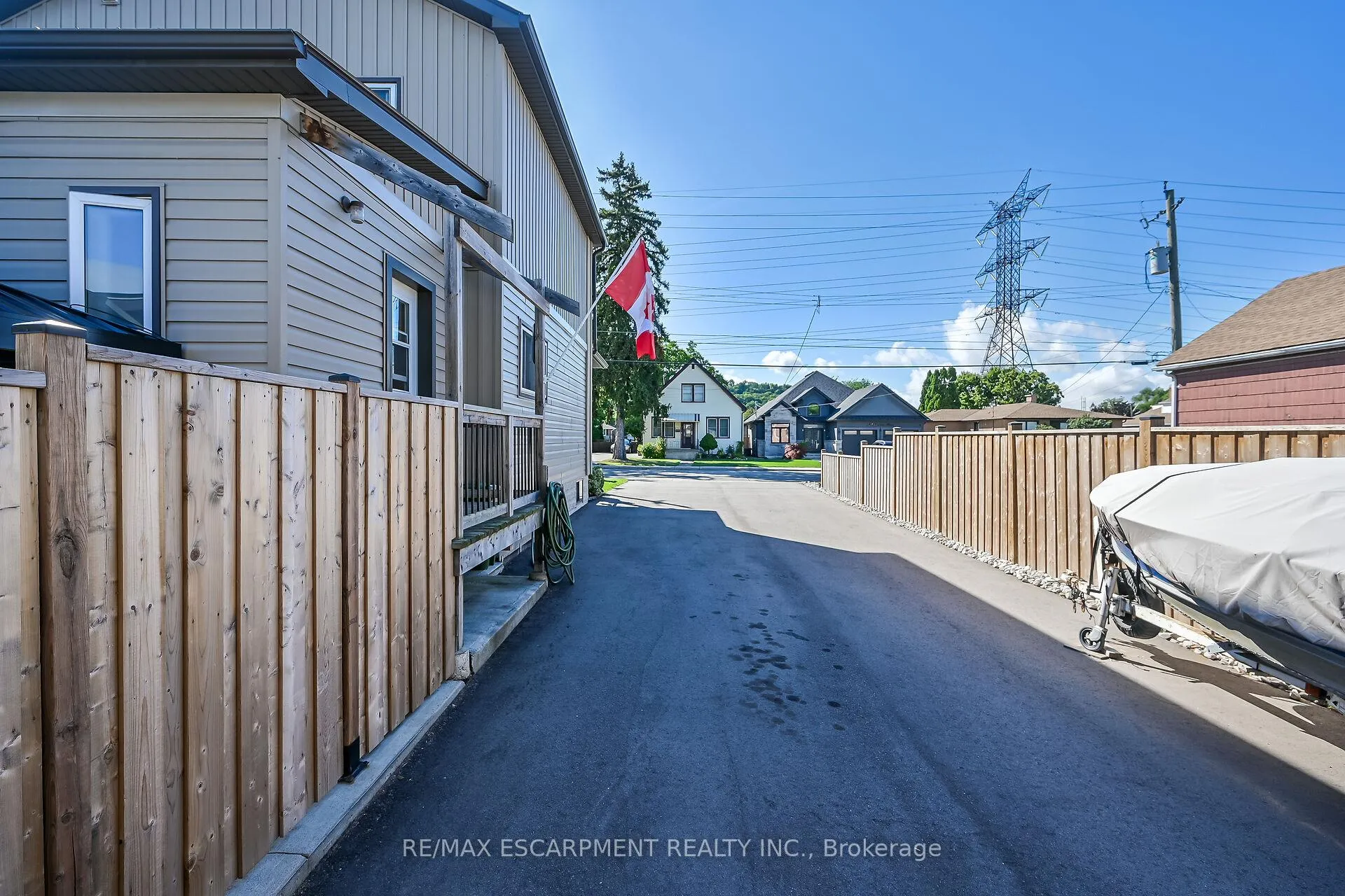 Photo 33 of 533 Cochrane Road, Hamilton, Rosedale — HOMEH