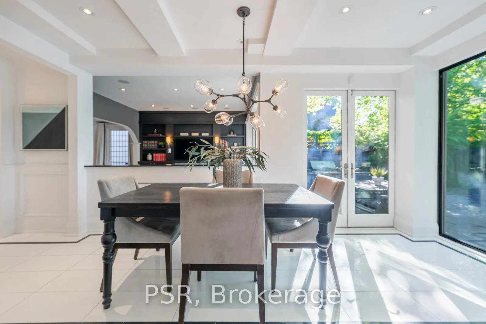 Photo 11 of 38 Strathearn Road, Toronto, Humewood-Cedarvale — HOMEH