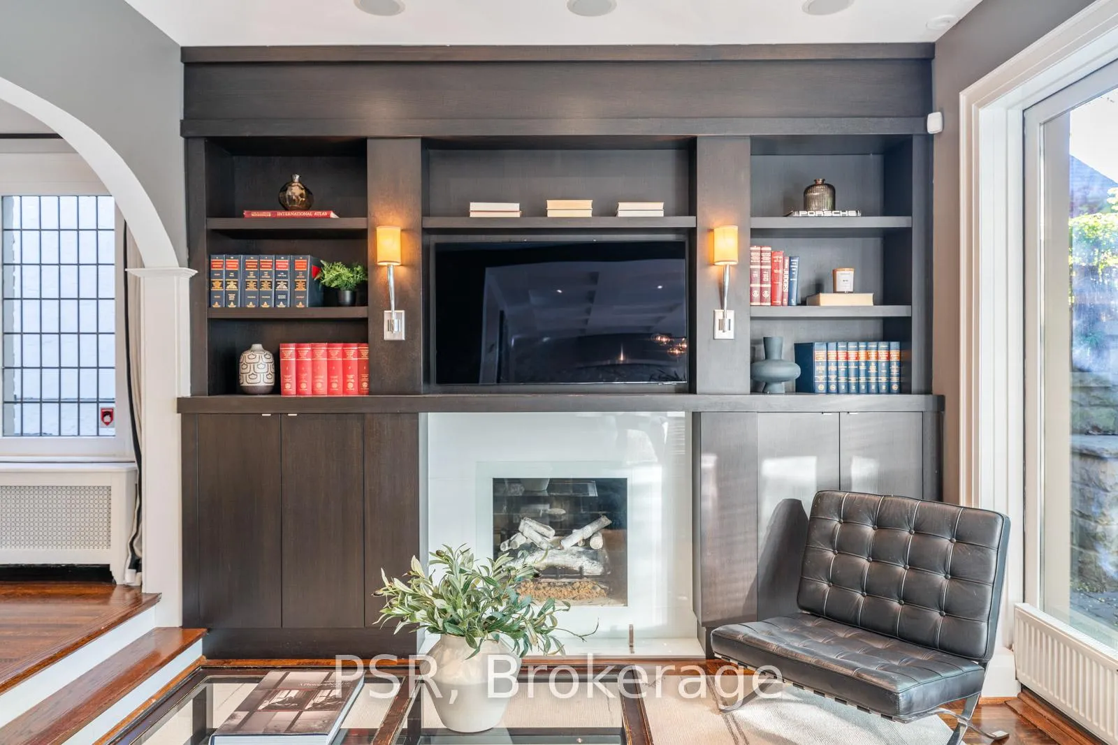 Photo 19 of 38 Strathearn Road, Toronto, Humewood-Cedarvale — HOMEH