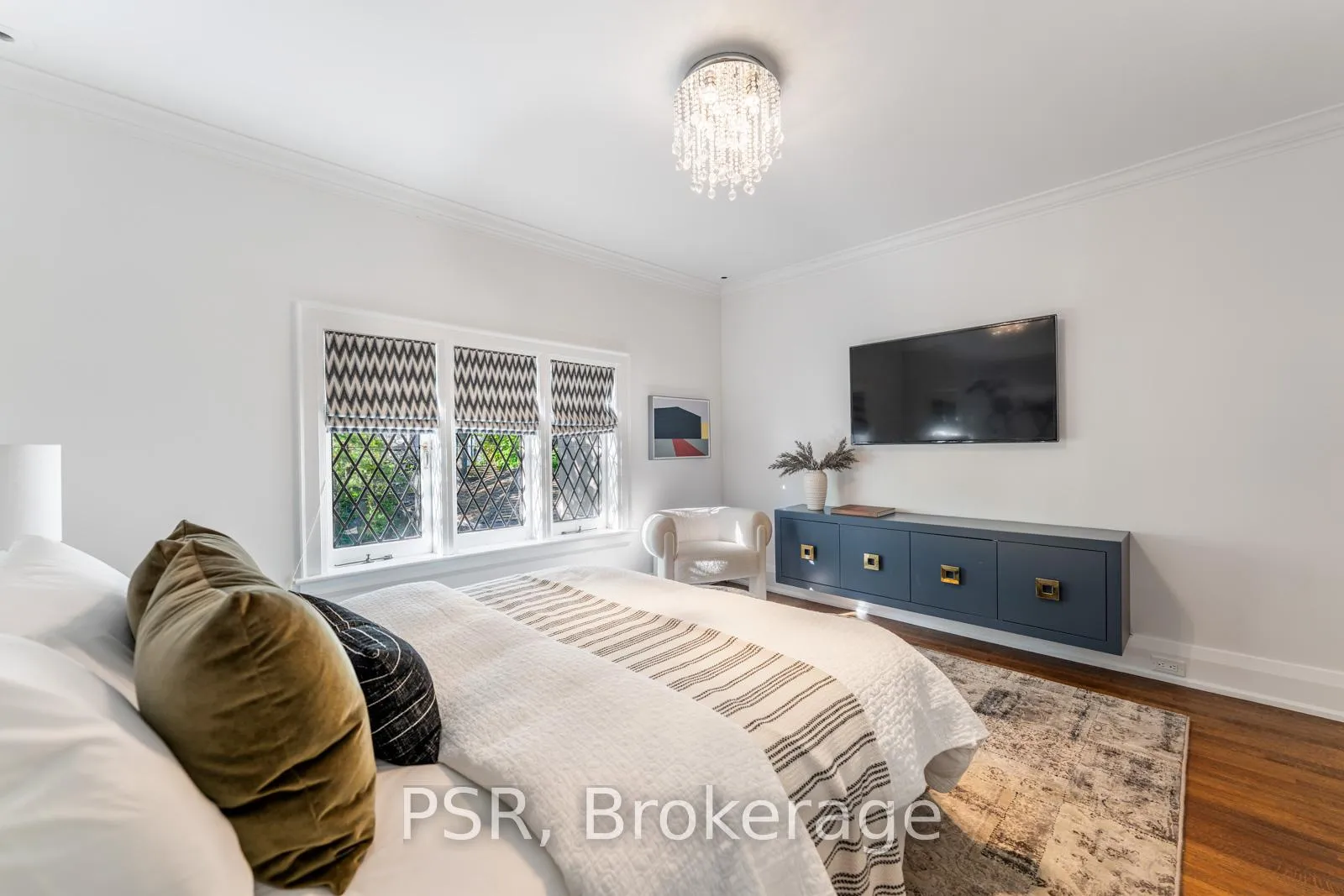 Photo 25 of 38 Strathearn Road, Toronto, Humewood-Cedarvale — HOMEH