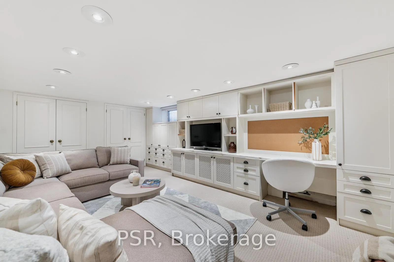 Photo 37 of 38 Strathearn Road, Toronto, Humewood-Cedarvale — HOMEH