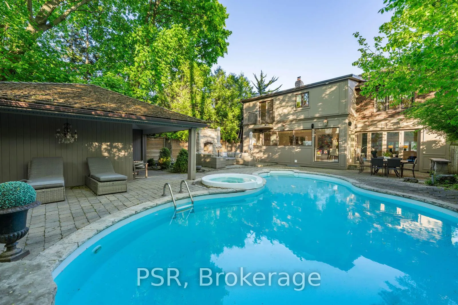 Photo 41 of 38 Strathearn Road, Toronto, Humewood-Cedarvale — HOMEH