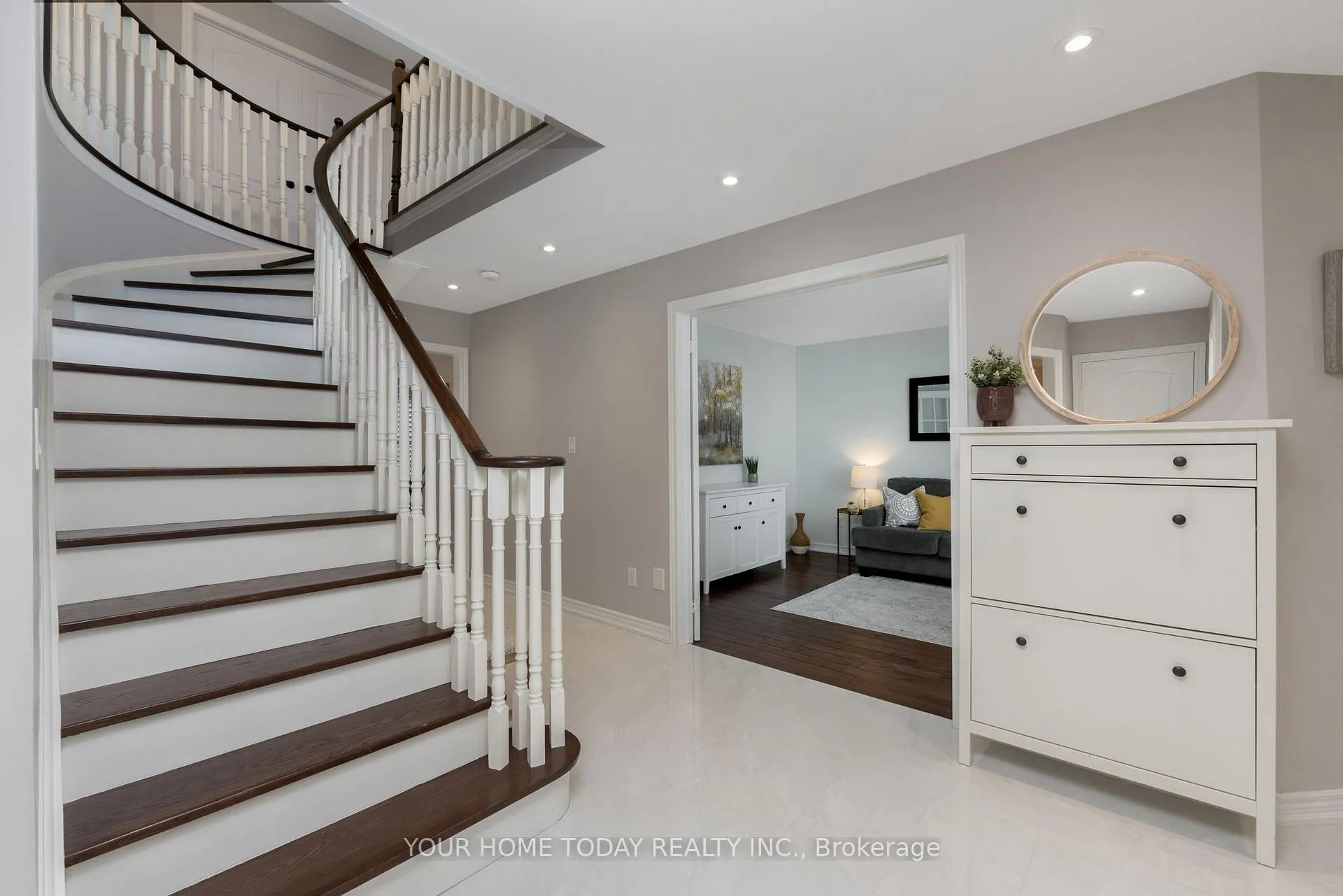 Photo 15 of 54 Gardenia Way, Caledon, Rural Caledon — HOMEH
