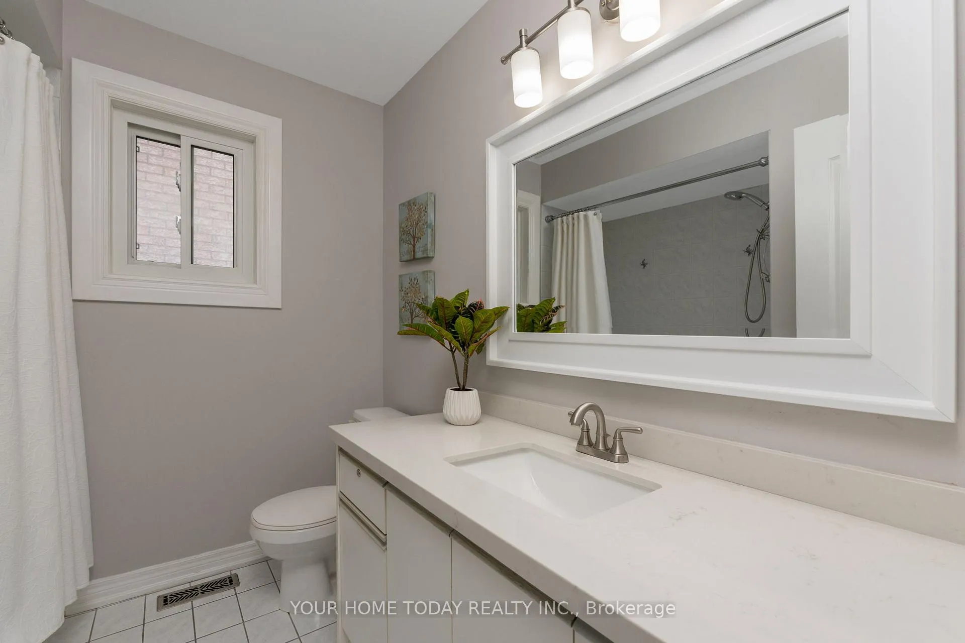 Photo 23 of 54 Gardenia Way, Caledon, Rural Caledon — HOMEH