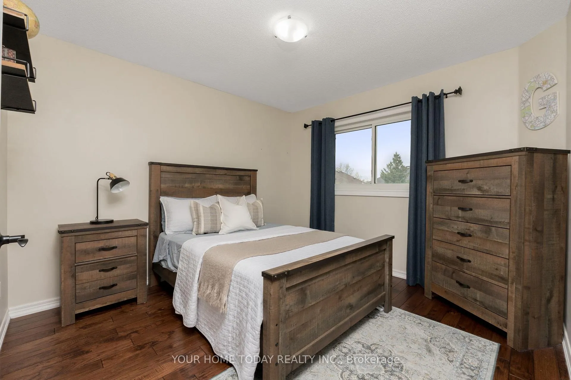 Photo 24 of 54 Gardenia Way, Caledon, Rural Caledon — HOMEH