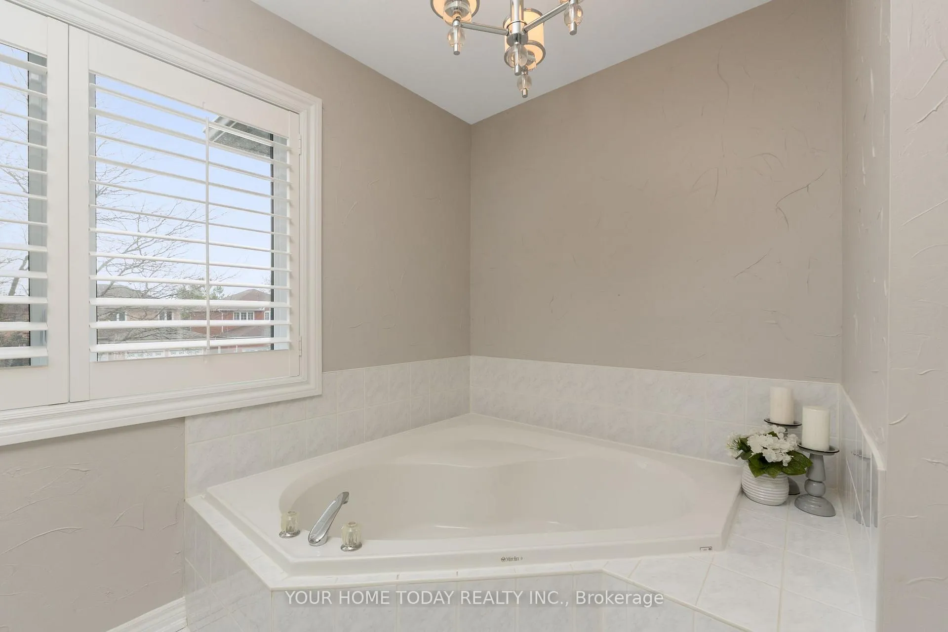 Photo 31 of 54 Gardenia Way, Caledon, Rural Caledon — HOMEH