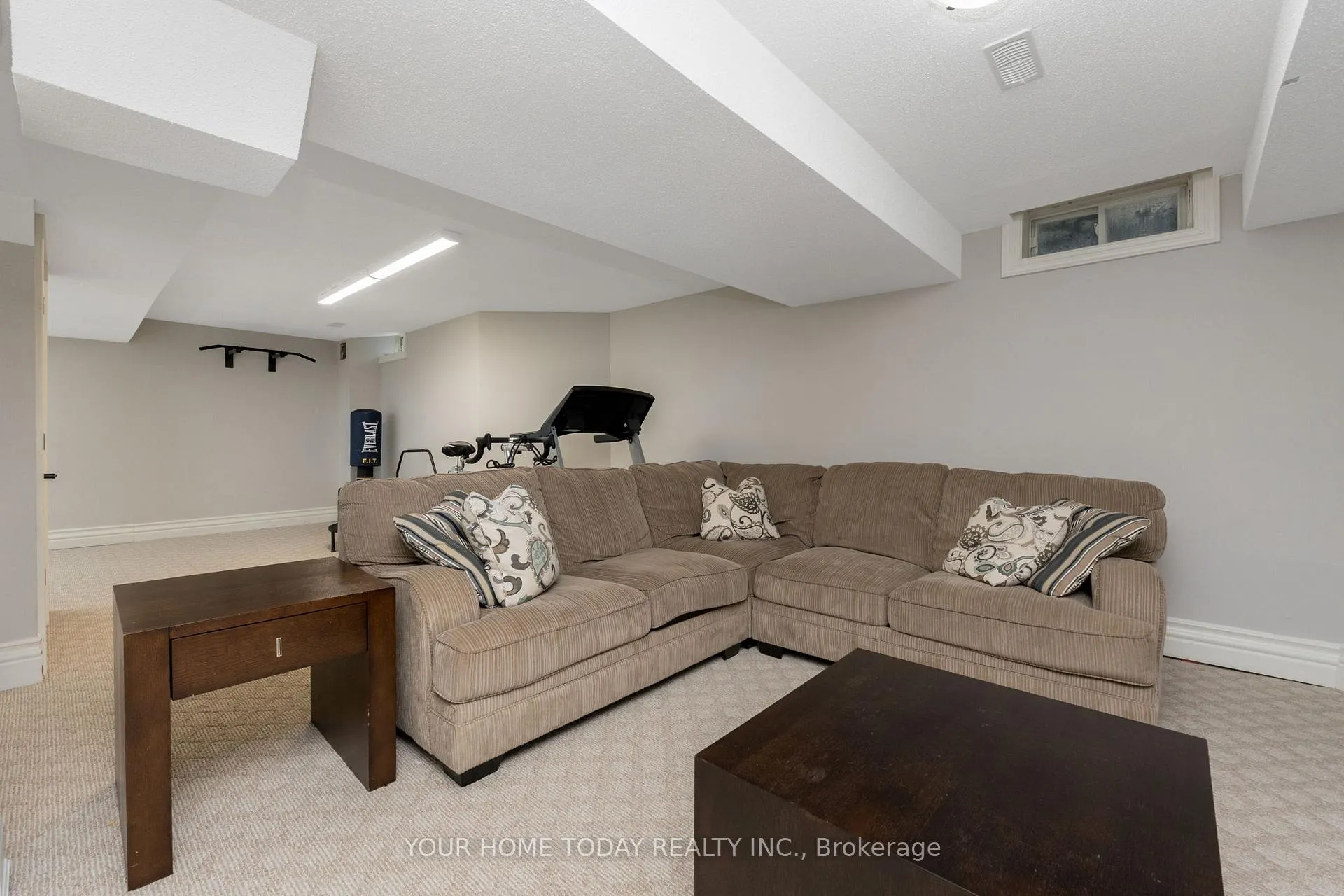 Photo 37 of 54 Gardenia Way, Caledon, Rural Caledon — HOMEH