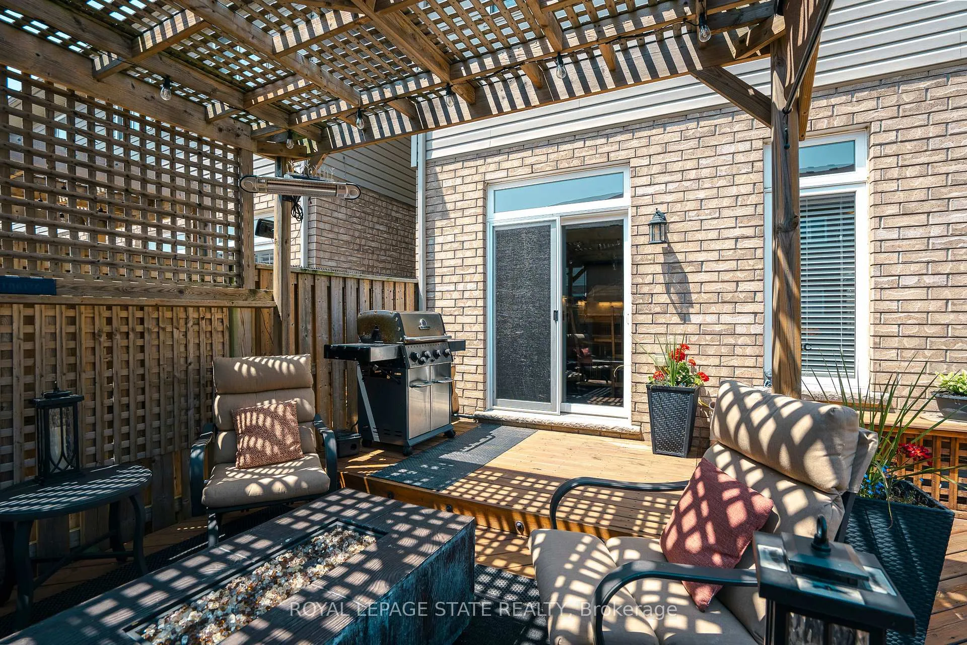 Photo 50 of 12 Charleswood Crescent, Hamilton, Stoney Creek — HOMEH