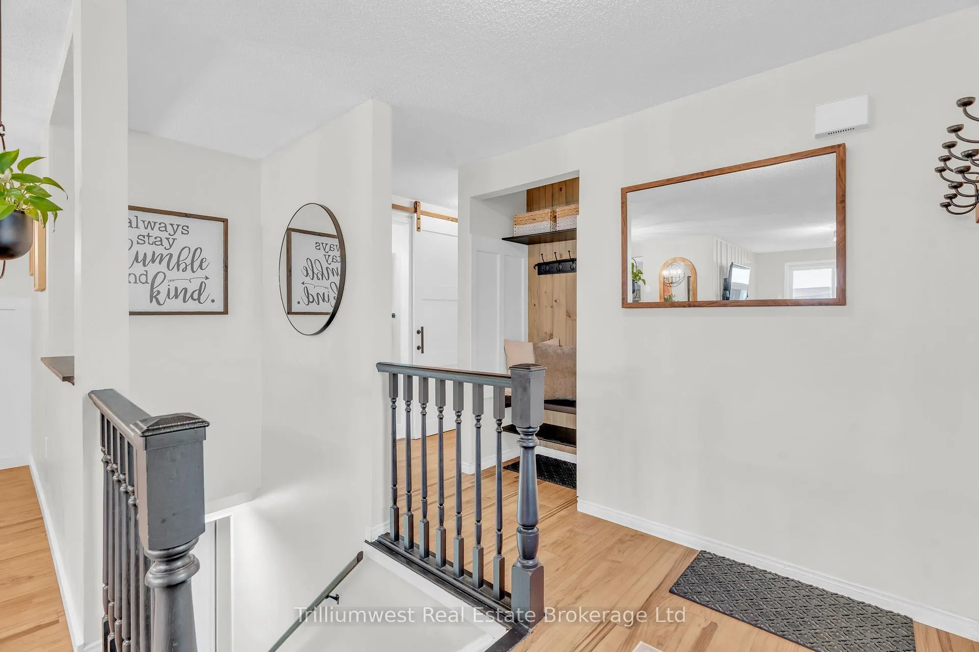 Photo 16 of 24 Sidney Crescent, Guelph, Kortright West — HOMEH
