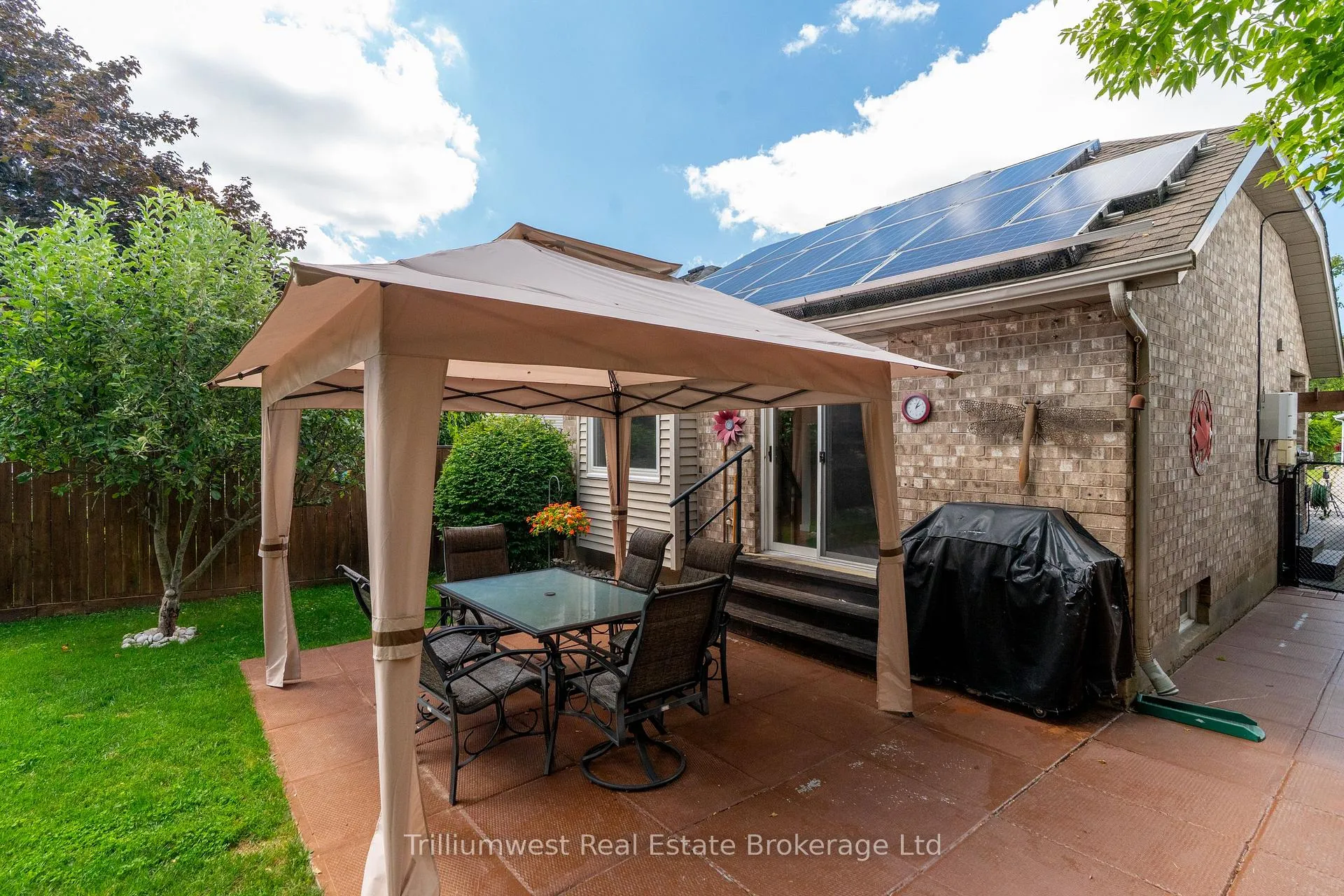 Photo 32 of 24 Sidney Crescent, Guelph, Kortright West — HOMEH