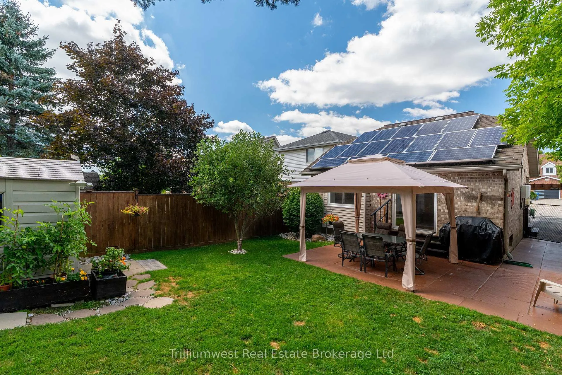 Photo 38 of 24 Sidney Crescent, Guelph, Kortright West — HOMEH