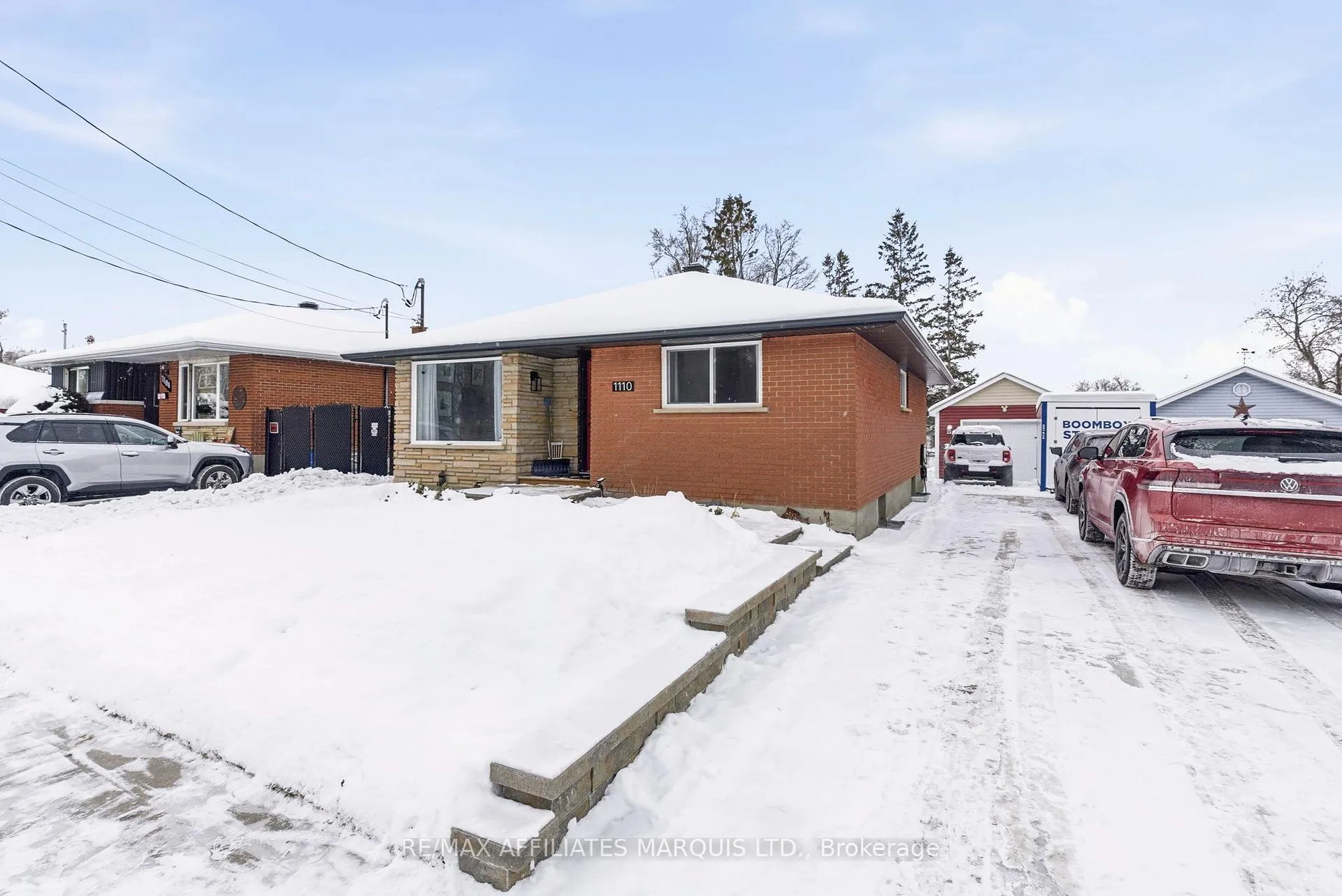 Photo 1 of 1110 Carleton Street, Cornwall — HOMEH