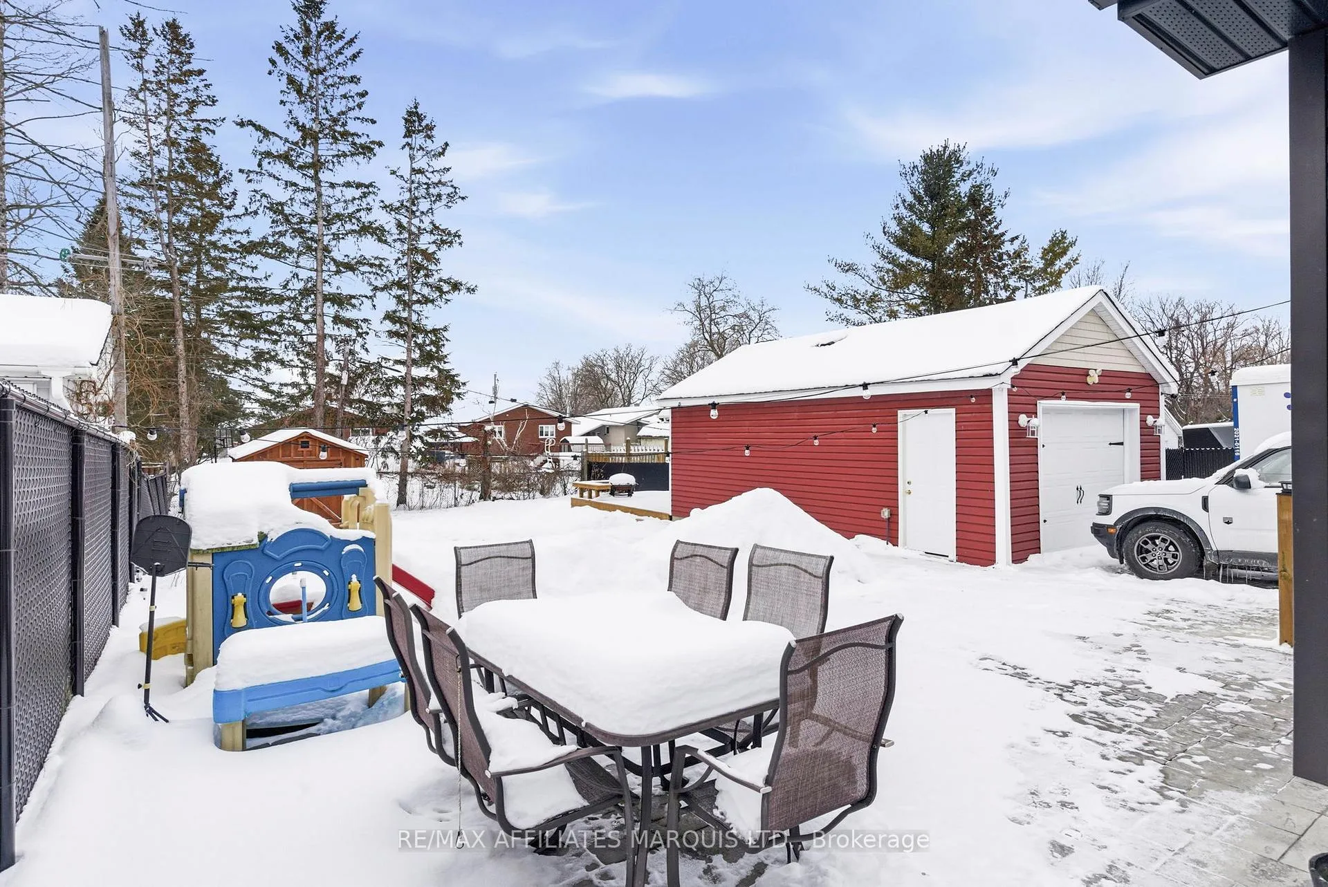 Photo 33 of 1110 Carleton Street, Cornwall — HOMEH