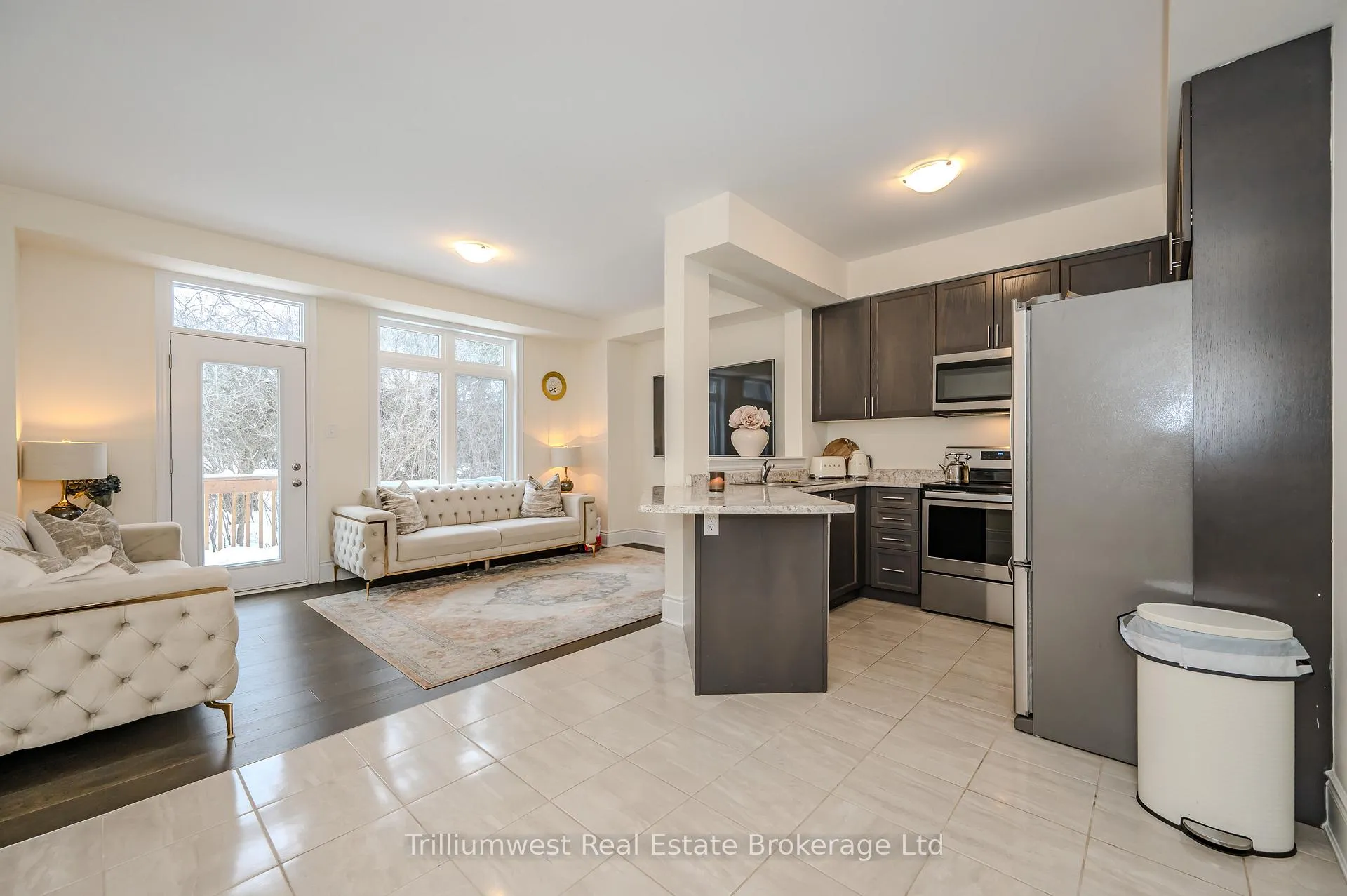 Photo 11 of 17 Jell Street, Guelph, Willow West/Sugarbush/West Acres — HOMEH