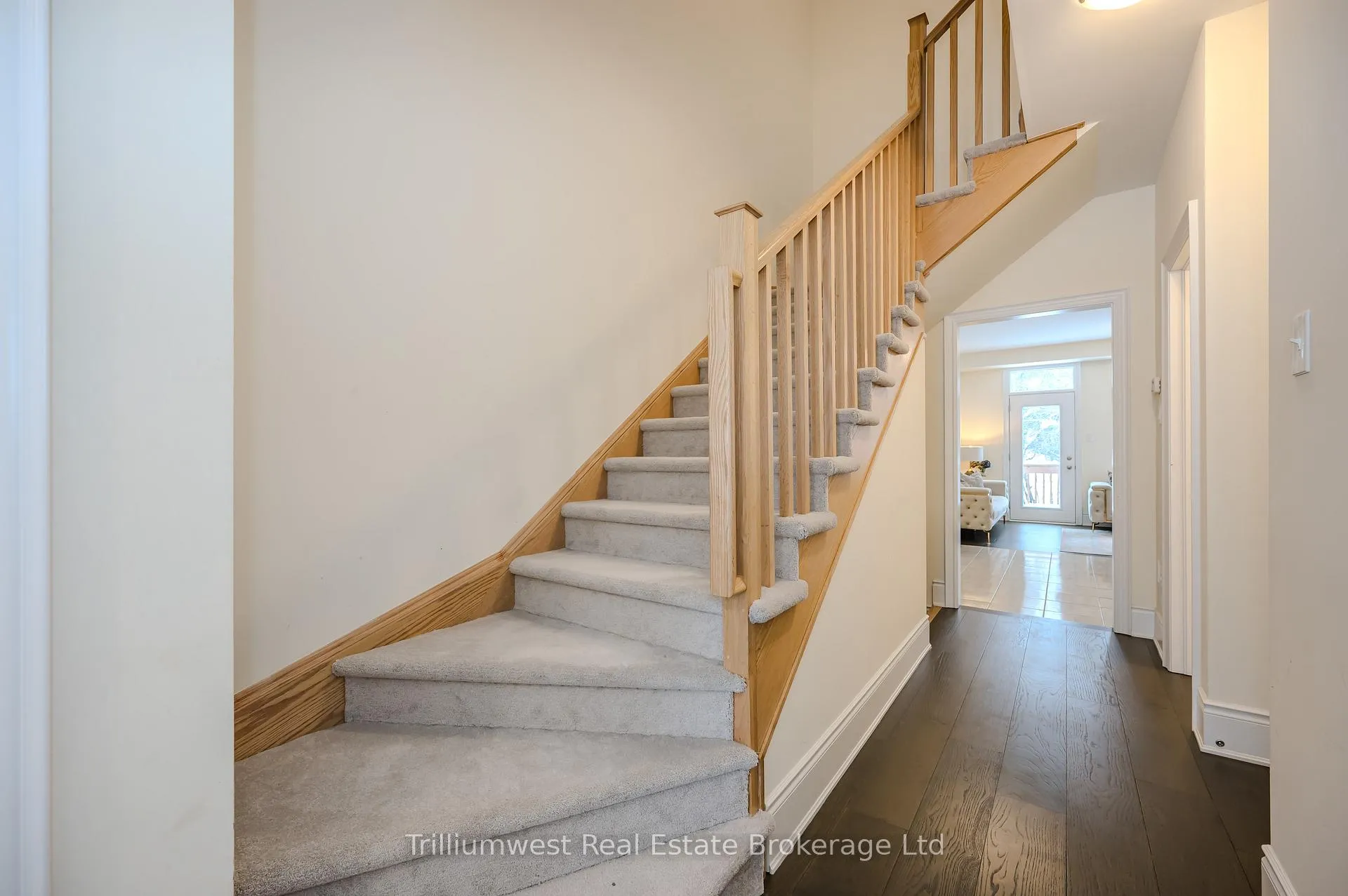 Photo 15 of 17 Jell Street, Guelph, Willow West/Sugarbush/West Acres — HOMEH