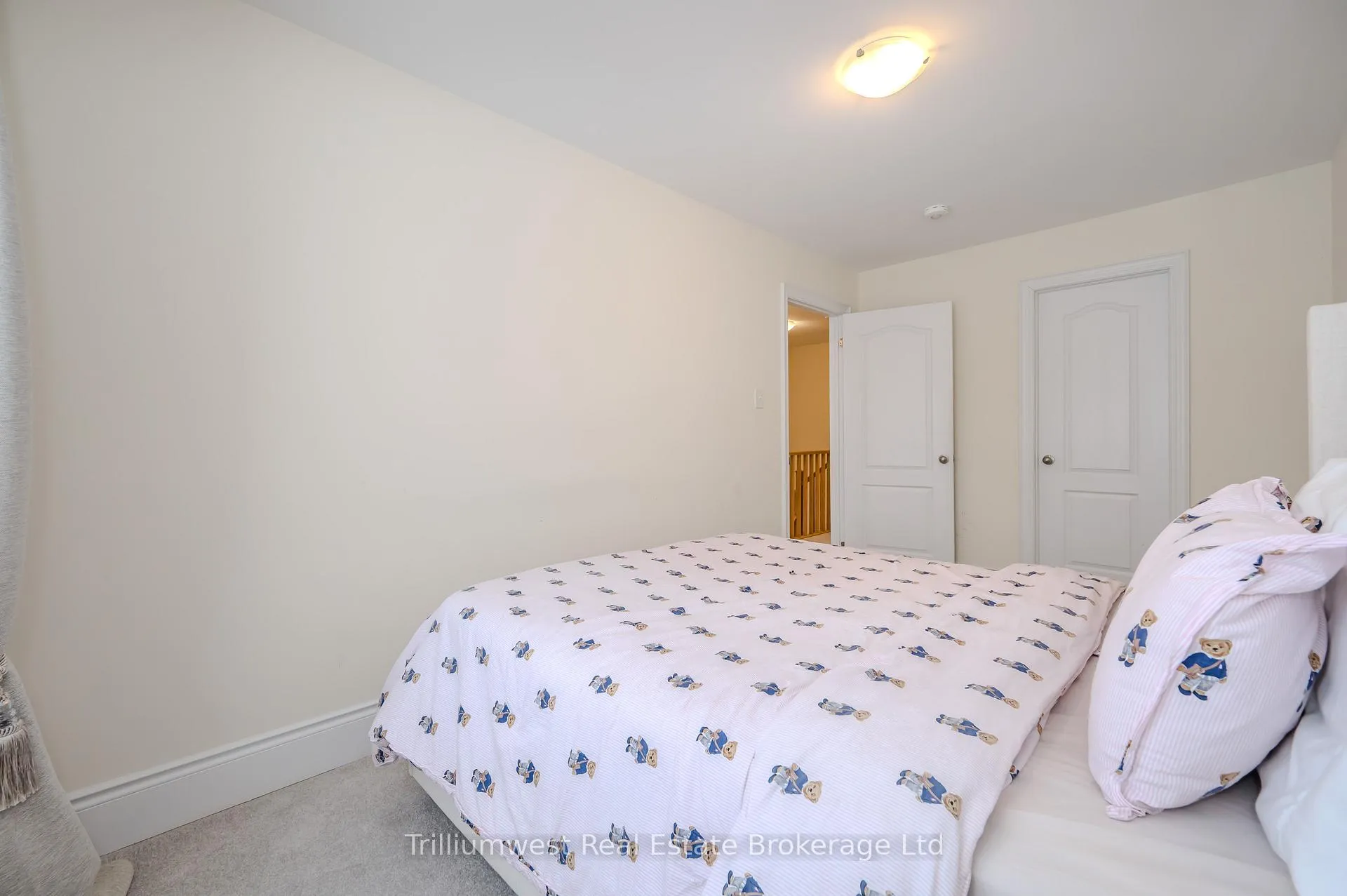 Photo 21 of 17 Jell Street, Guelph, Willow West/Sugarbush/West Acres — HOMEH